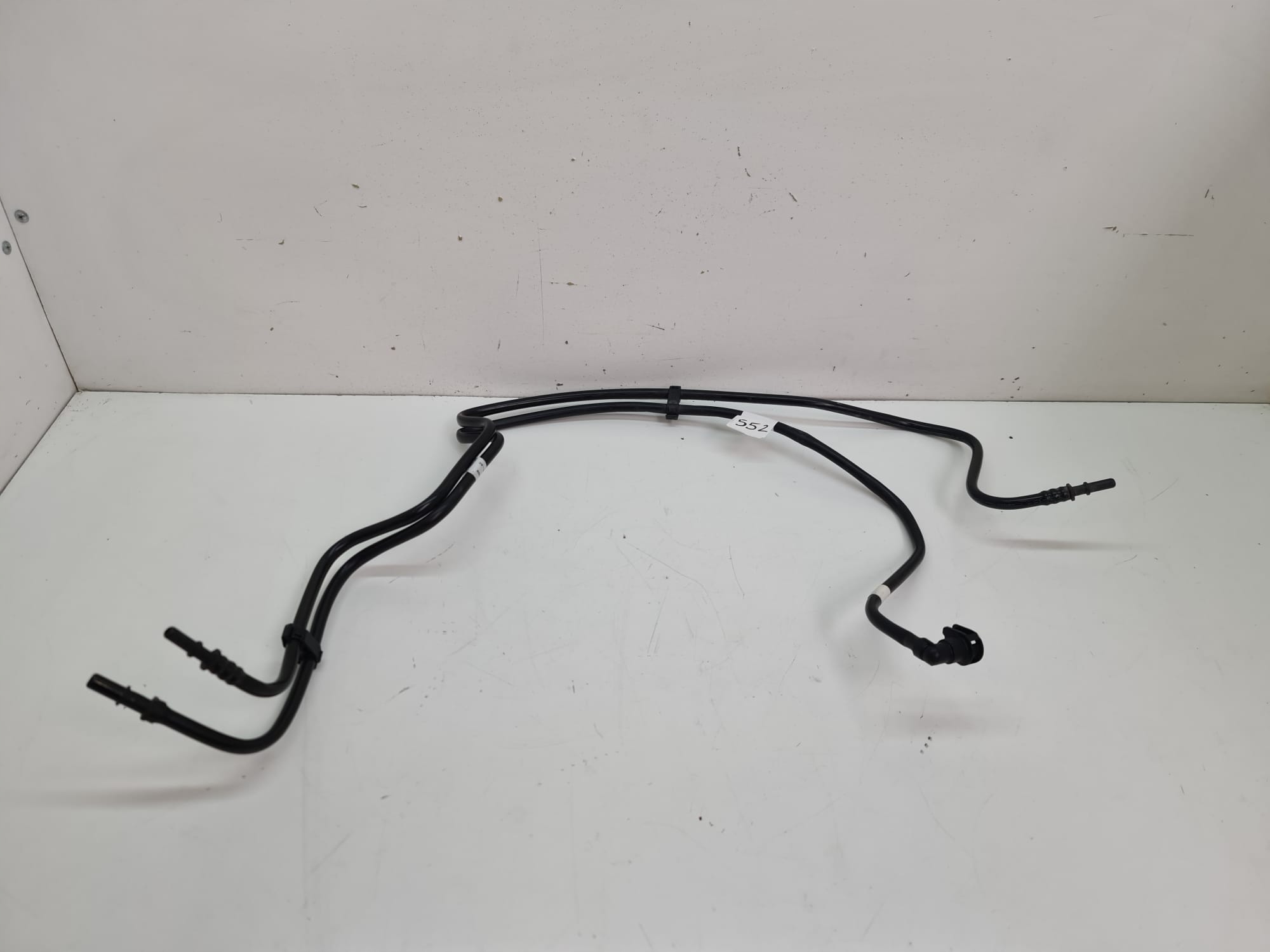 GK21-9J338 - ТОПЛИВОПРОВОДЫ FORD TRANSIT MK8