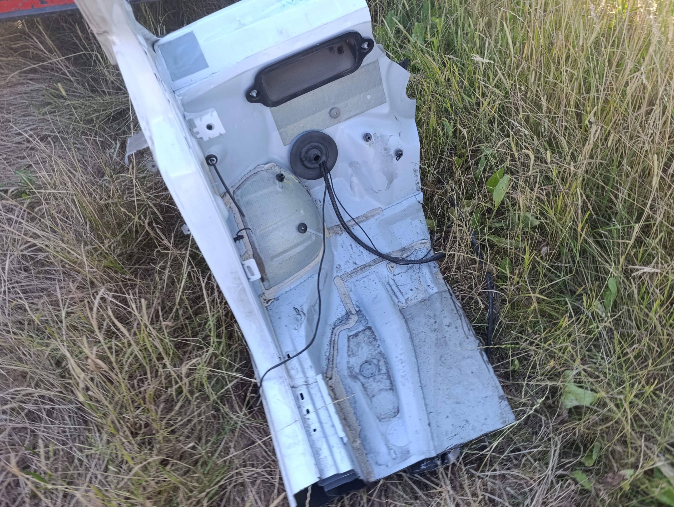 quarter left front left front opel meriva b Z474 biala