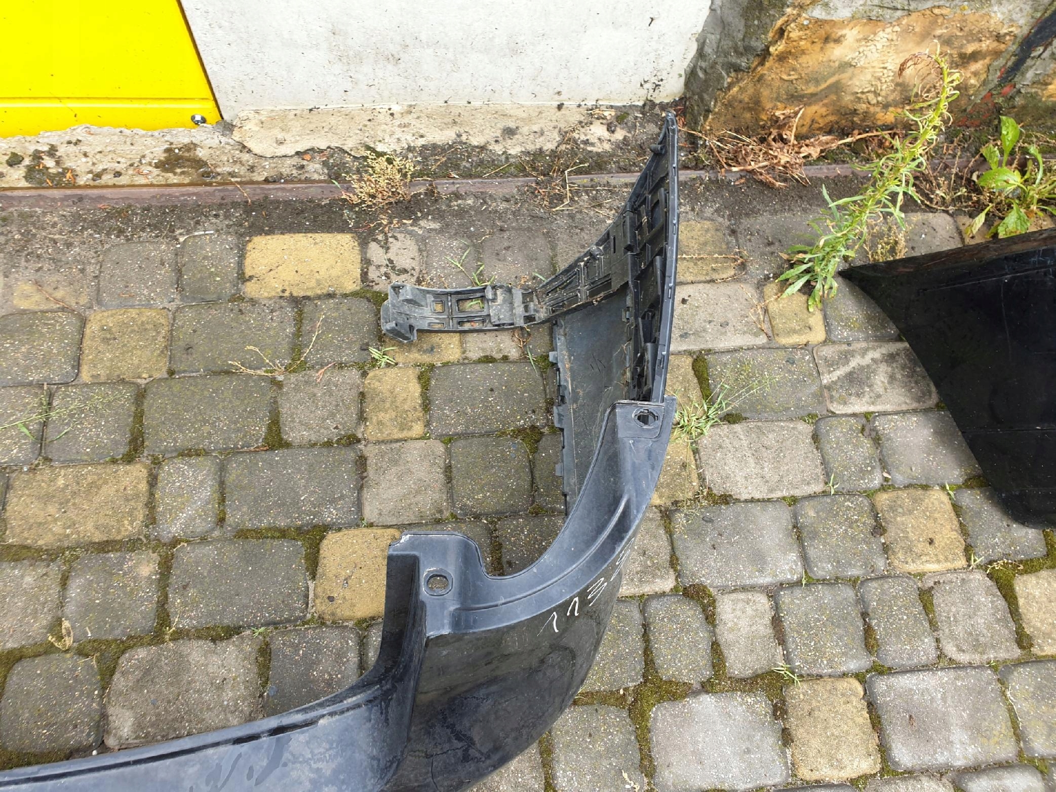 bumper rear part rear KOMBI VW PASSAT B6 3C9807421