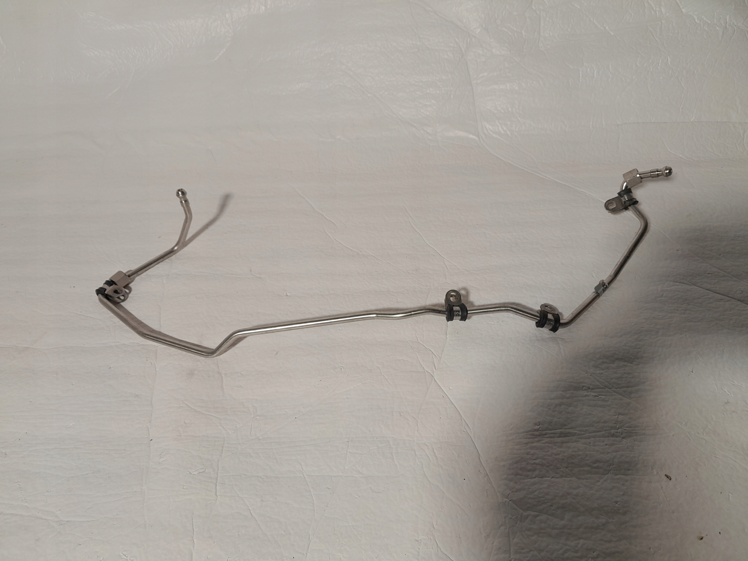AUDI A4 B9 hose fuel line 06M127507AB