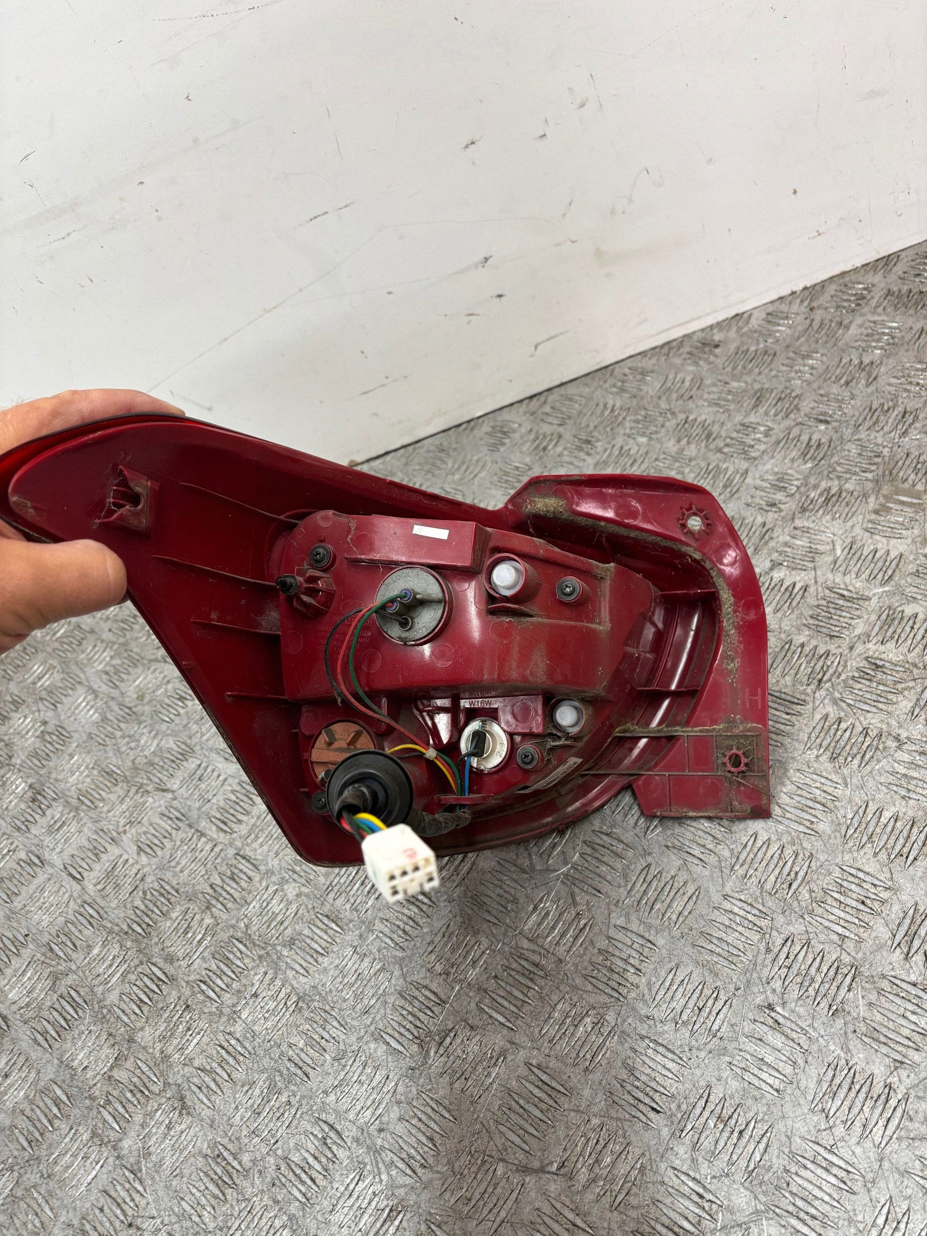 light rear part rear right HYUNDAI I10 II 13- 92402B9000