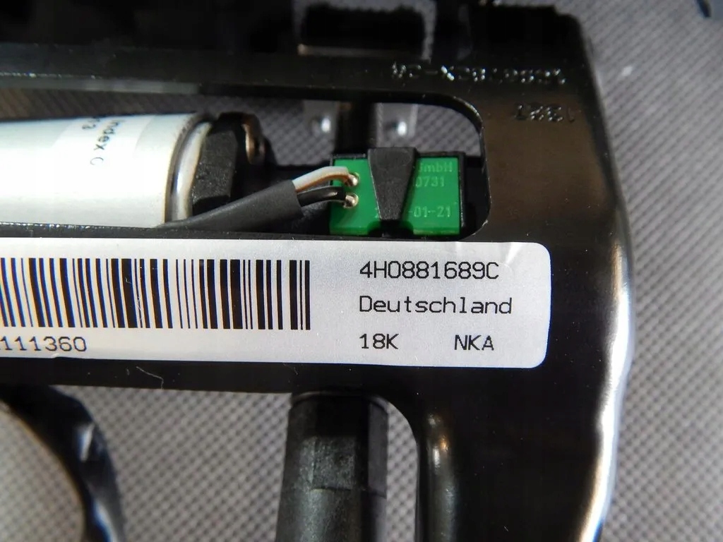 AUDI A8 L MONITOR LCD 4H4919607
