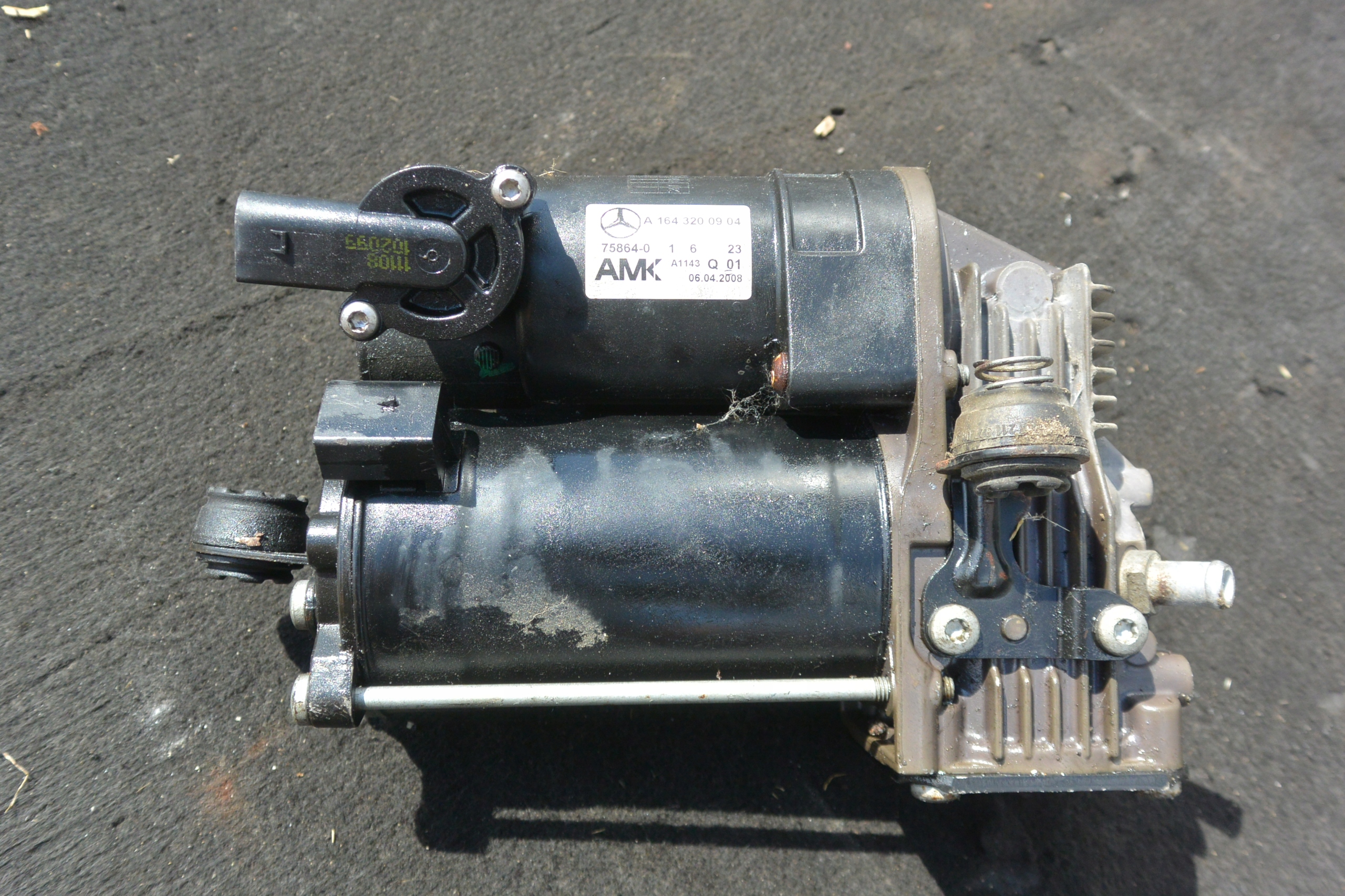 pump compressor; springing AIRMATIC MERCEDES GL ML R-KLASA X164 W164 W251