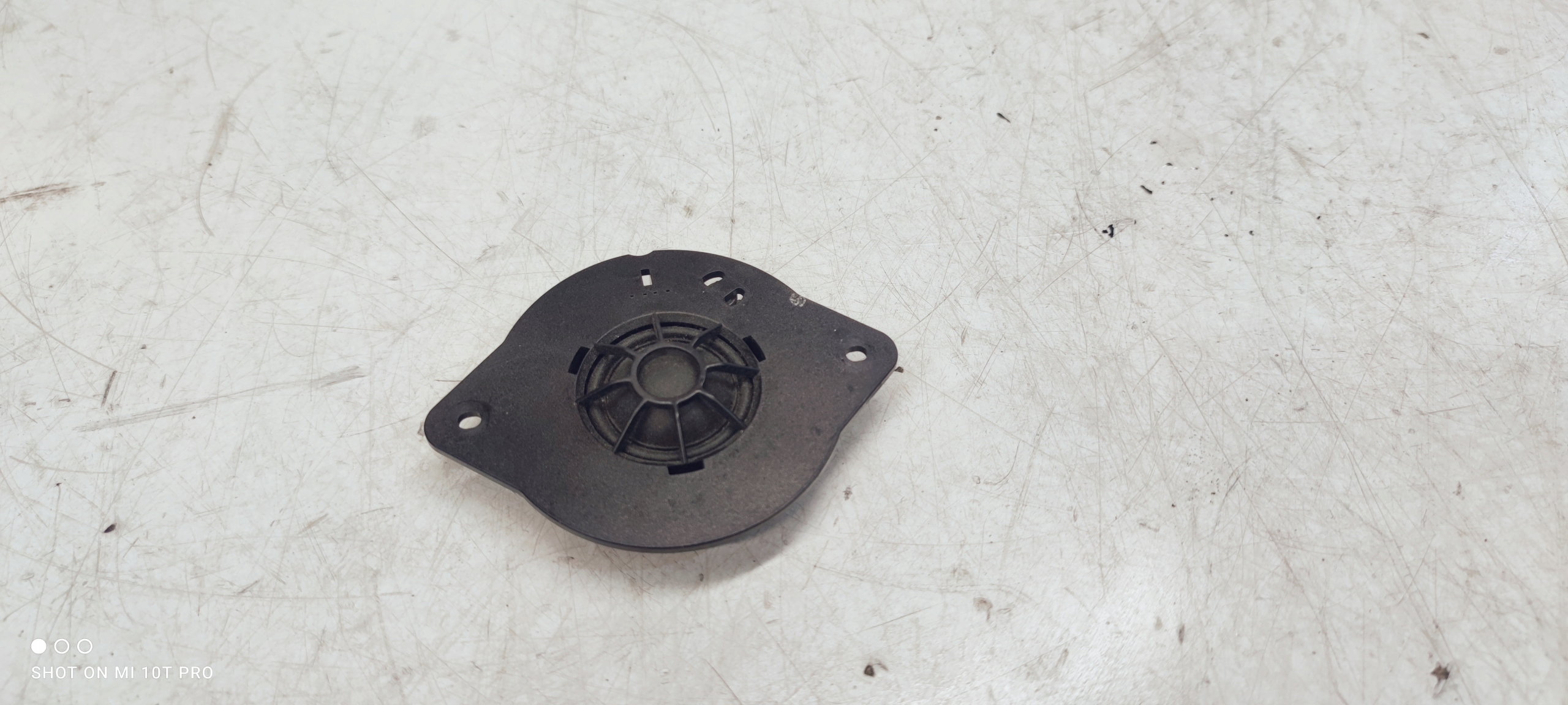 speaker WYSOKO TONOWY AUDI A4 B8 A5 Q5 8T0035399A