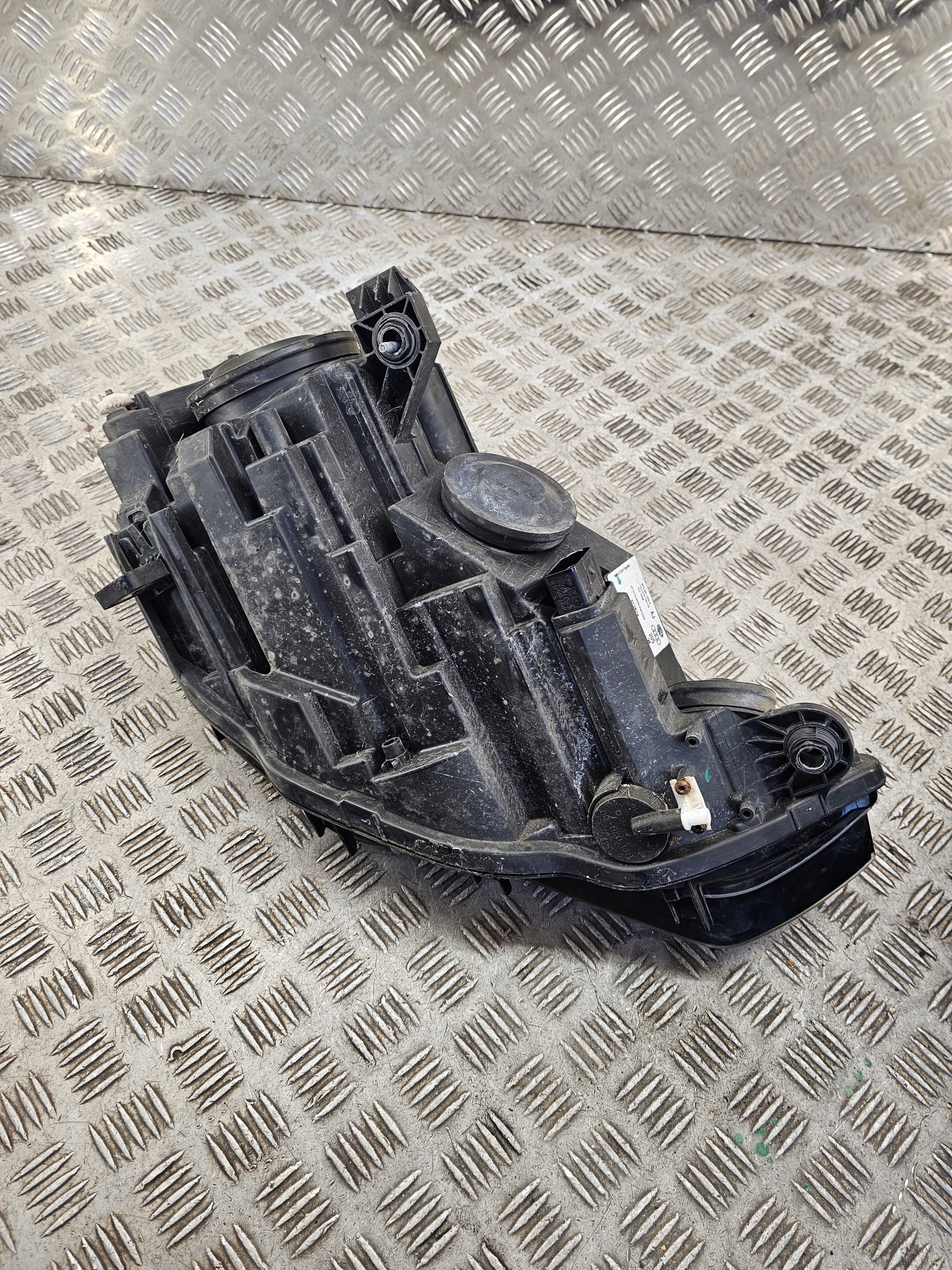 AUDI A3 8V light left front UK 8V0941003A