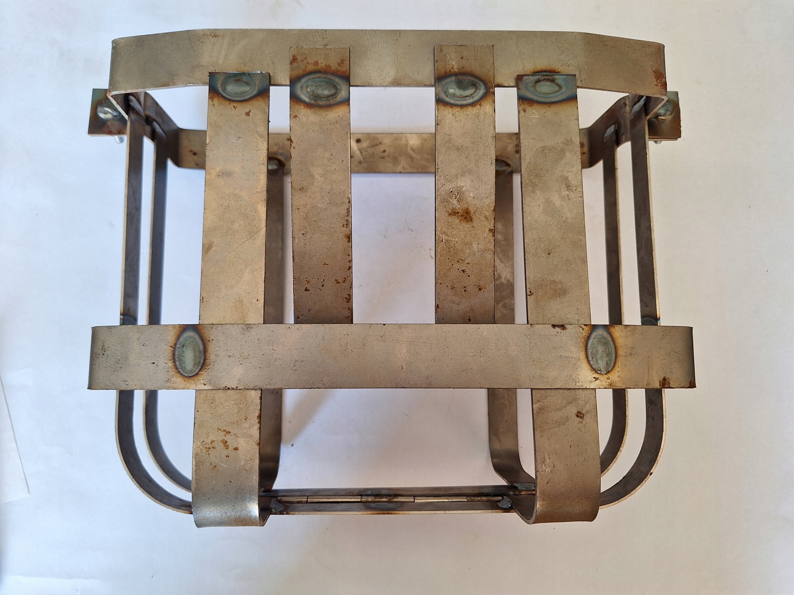 Košík kanystru s rukojetí 10 litrů M-72 K-750 Ural Dněpr Mw