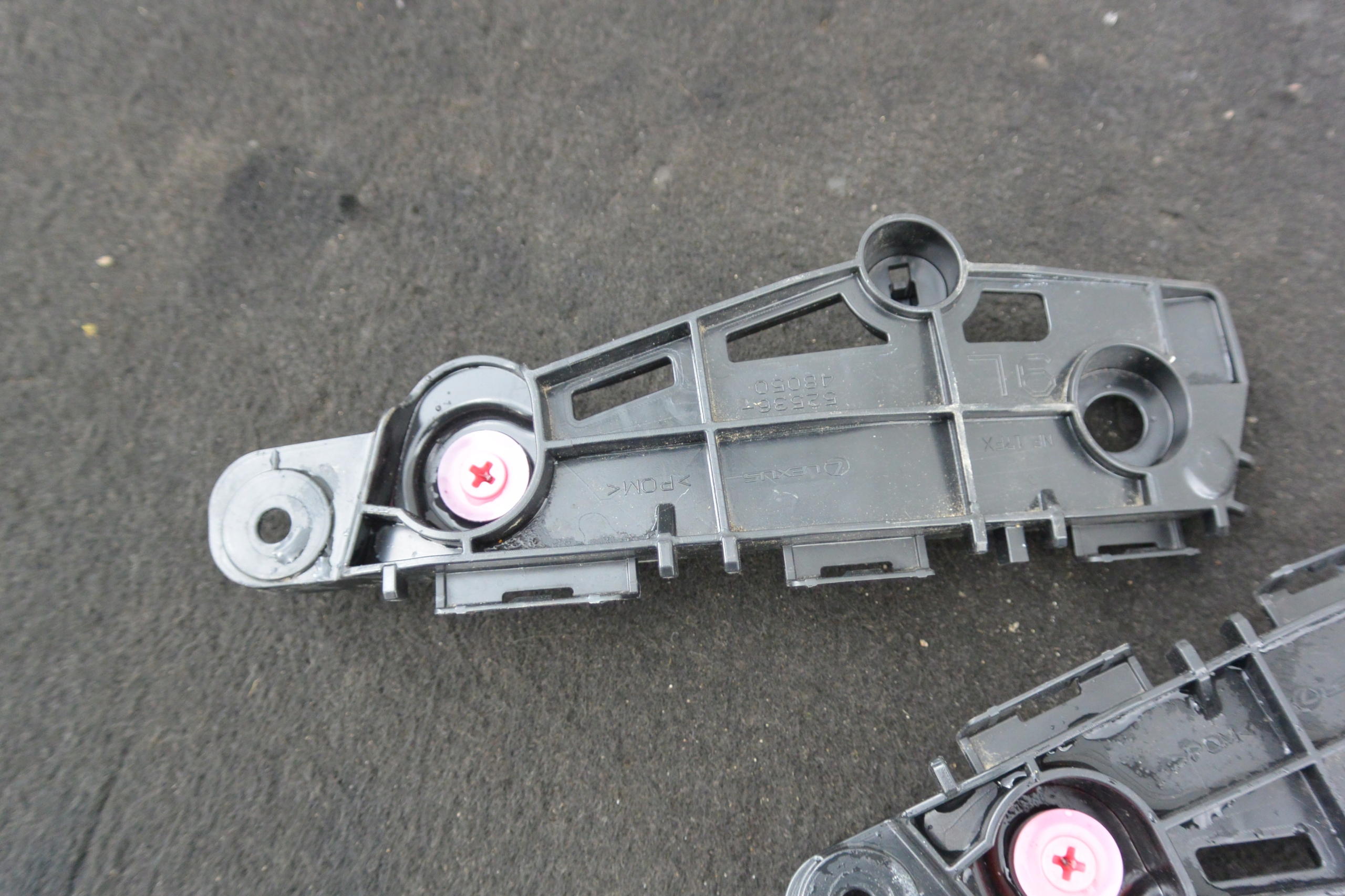 bumper bracket front right left LEXUS RX V 22