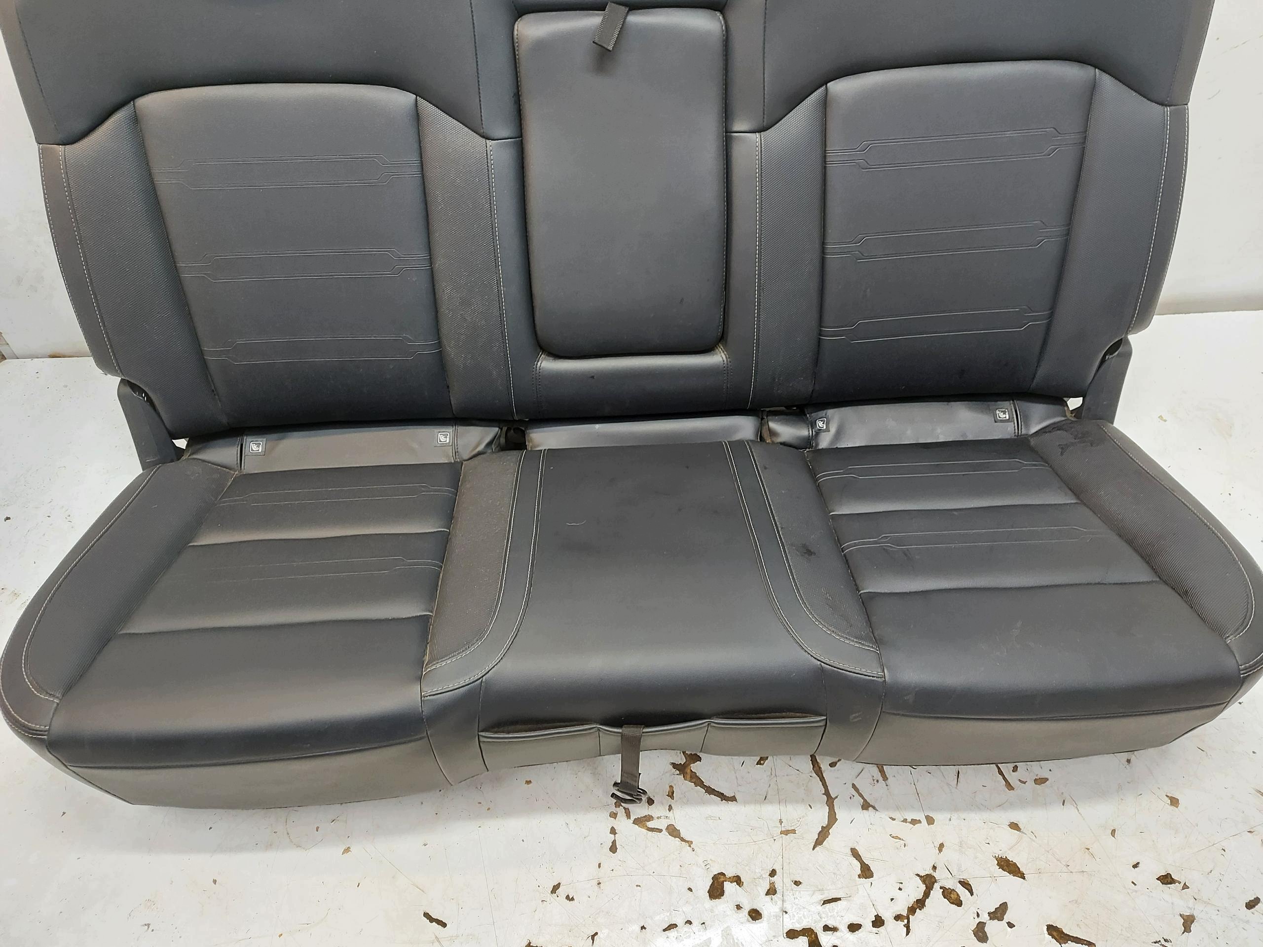Ford Ranger VI 6 XLT 2023r Sitz Sitze vorne heck KPL
