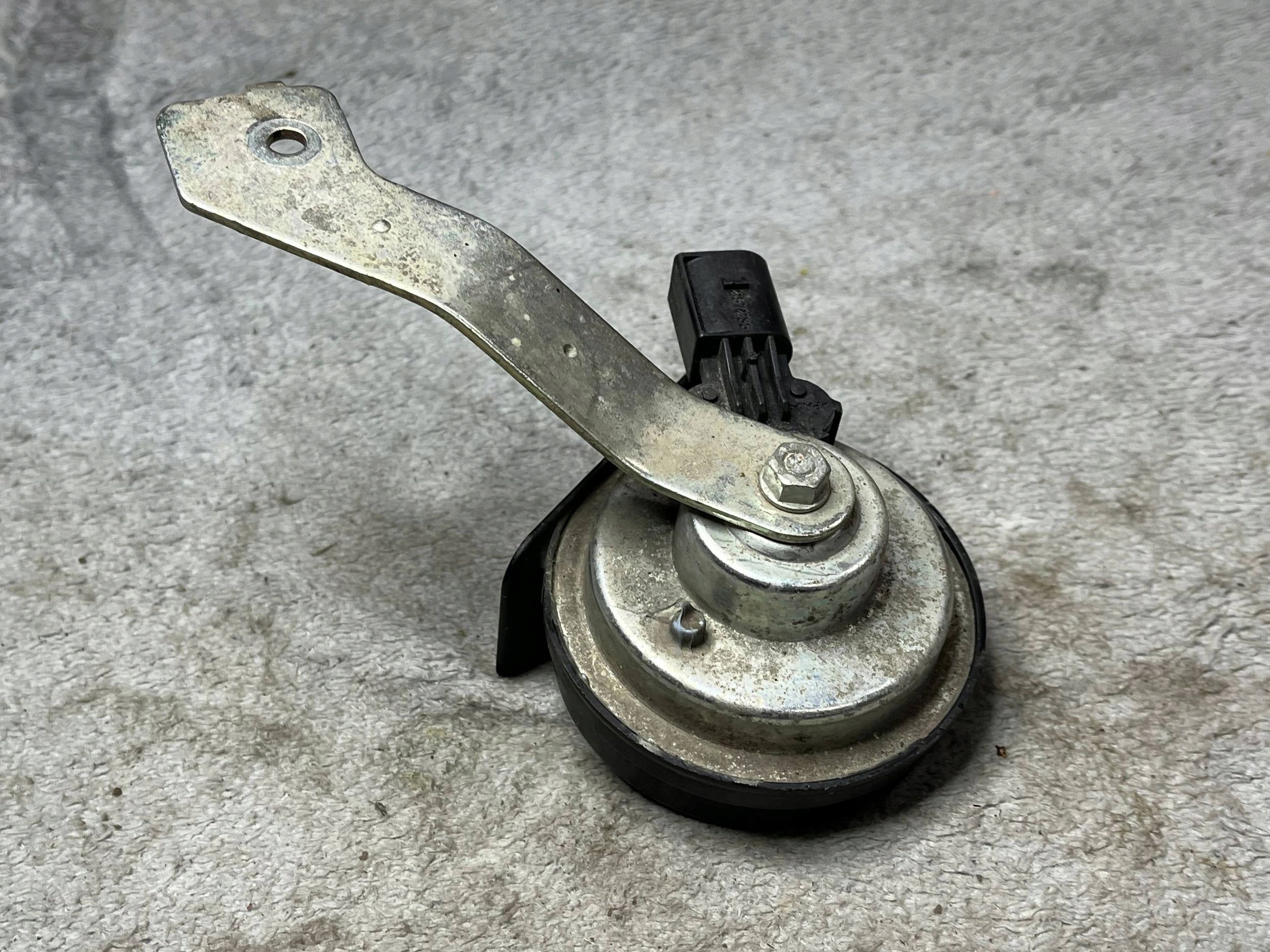 Klakson Mercedes-Benz A W176 A0065428620