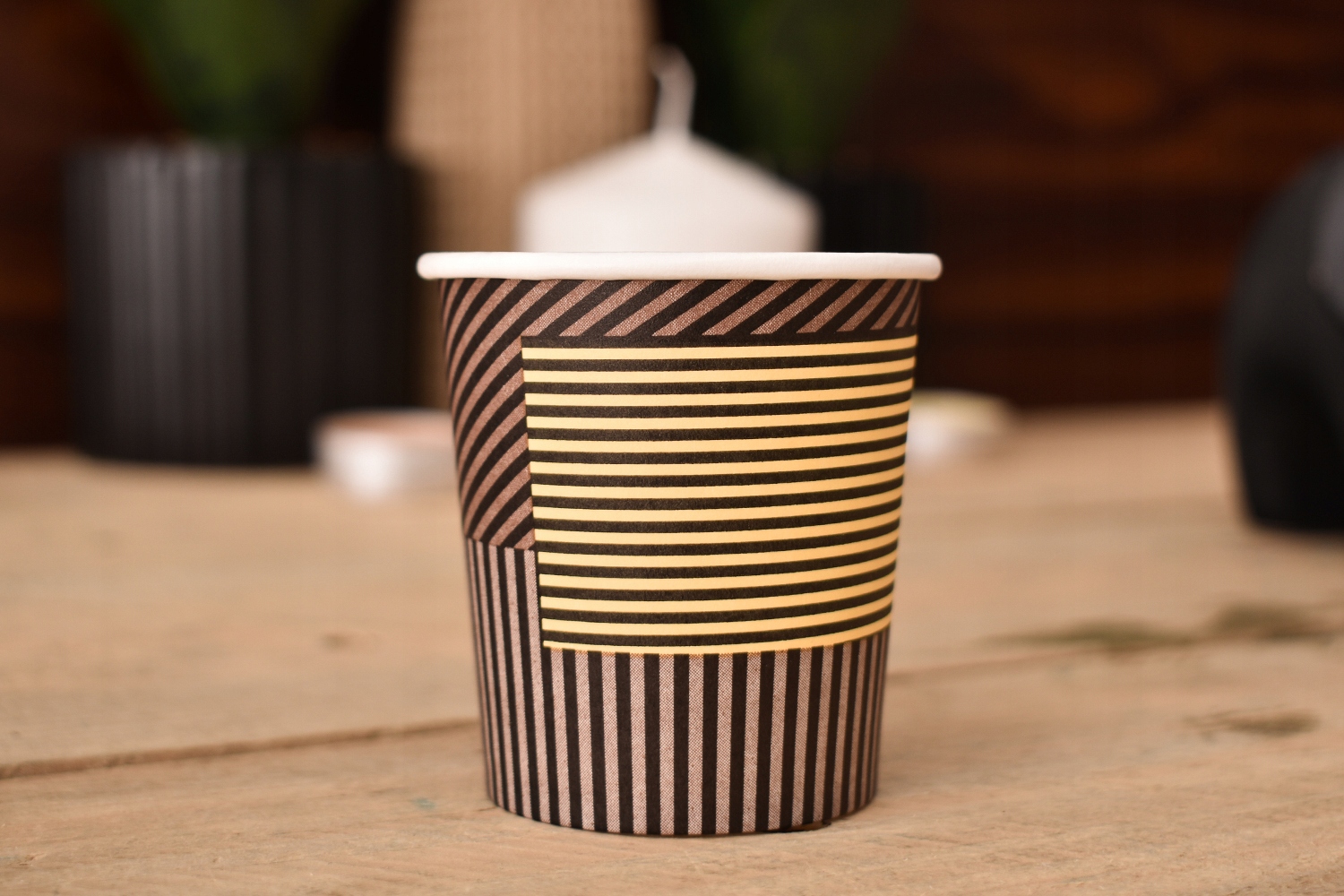 KUBKI PAPIEROWE 100ML DO GORĄCEGO ESPRESSO 50SZT (do dalszej odsprzedaży) Marka bez marki