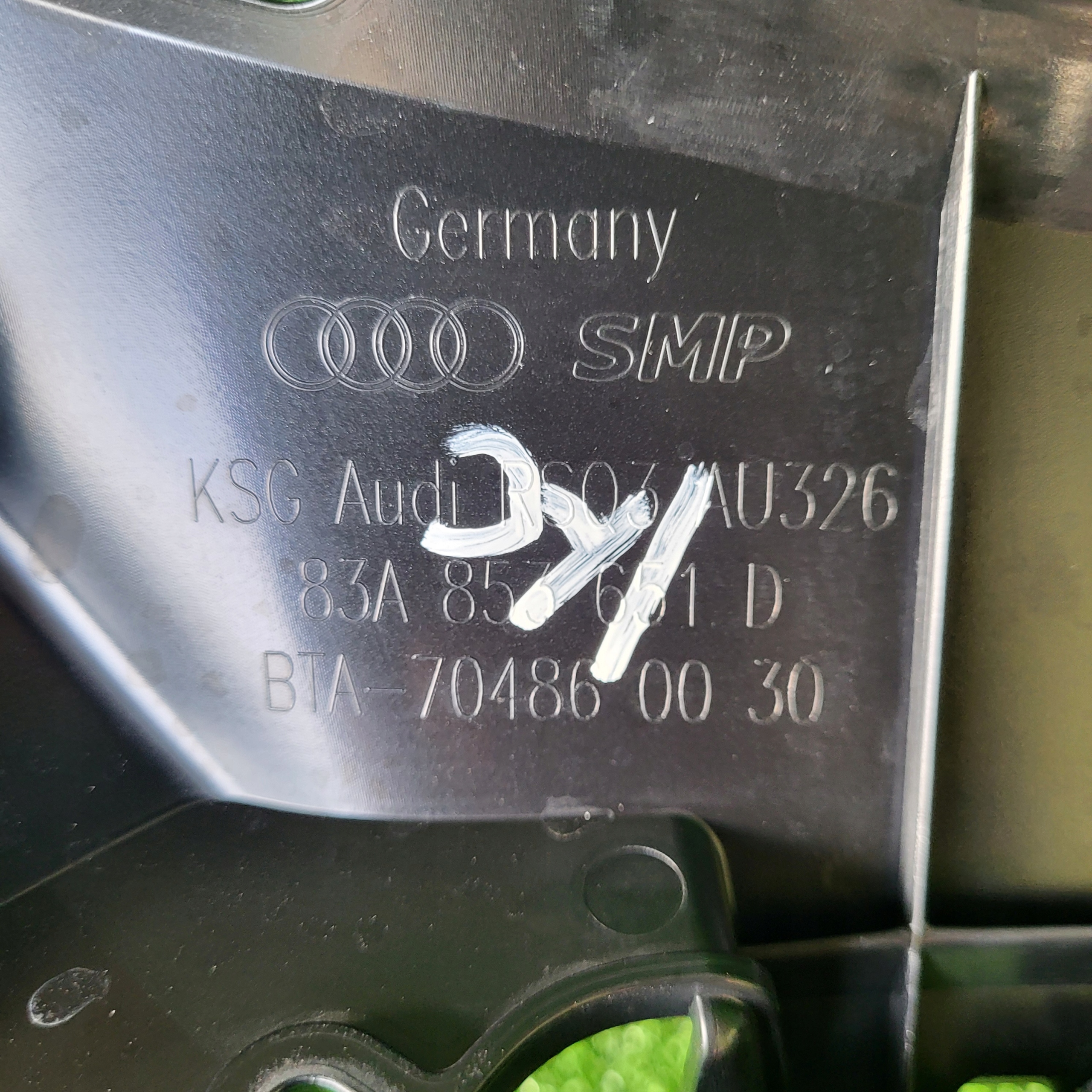 Audi Q3 II 83A RSQ3 SQ3 решетка радиатора 83A857651D состояние