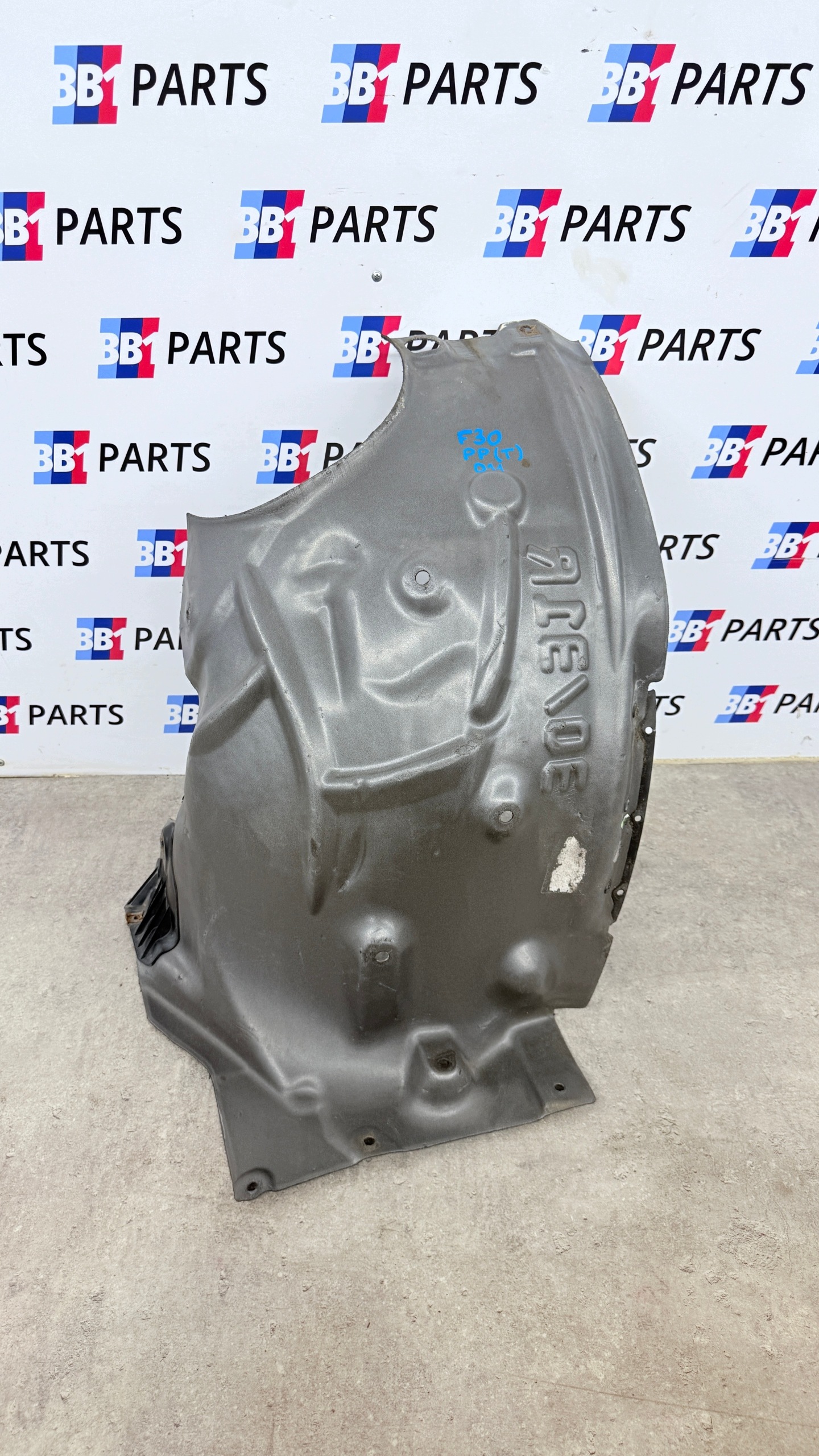 BMW F30 F31 mudguard right front rear part nice 7260700