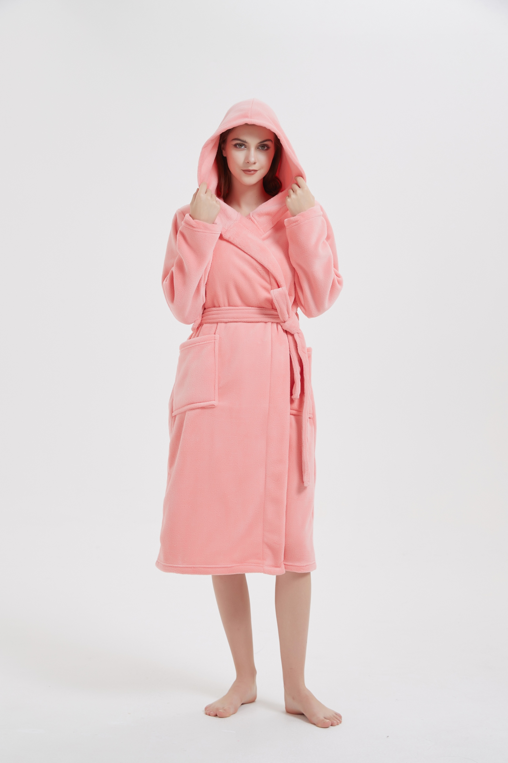 SZLAFROK Z KAPTUREM MIKROFIBRA KORAL 2XL/3XL CARLO Marka Spod Igły i Nitki