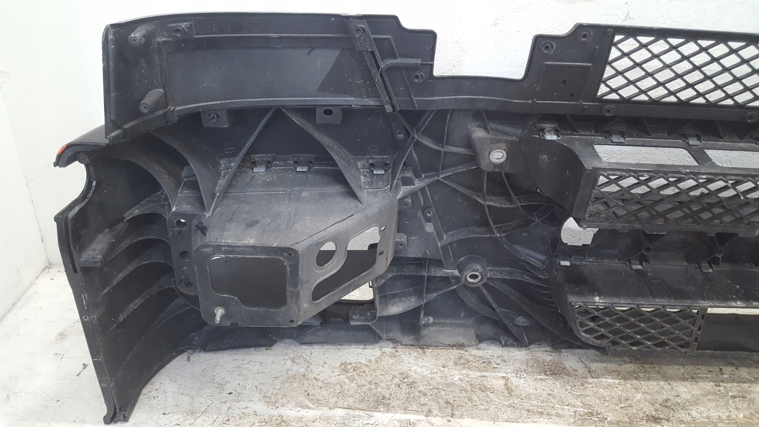 bumper front front IVECO STRALIS and 504173474 / 504173504 2007 - 2012