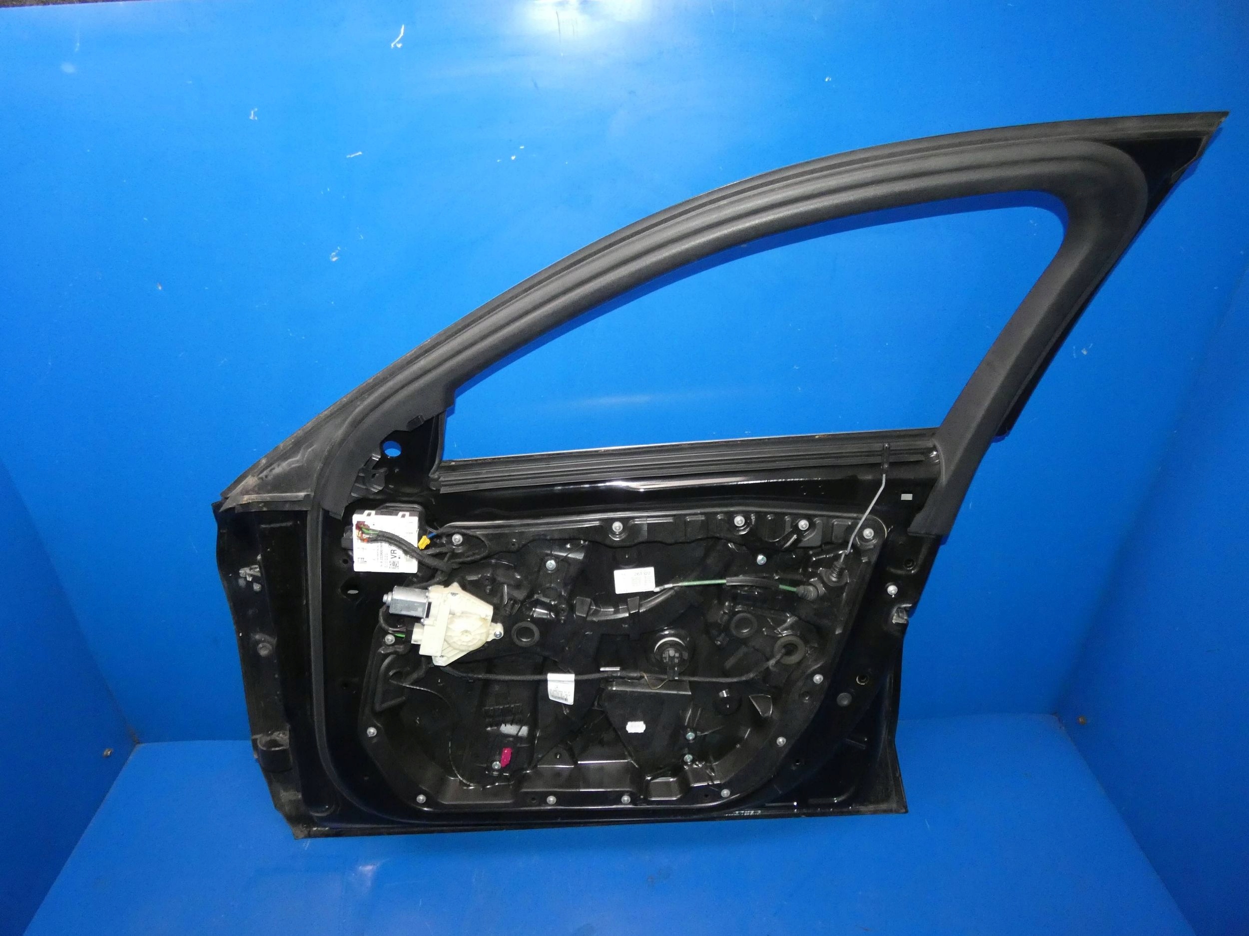 MERCEDES C KLASA W205 door right front front complete