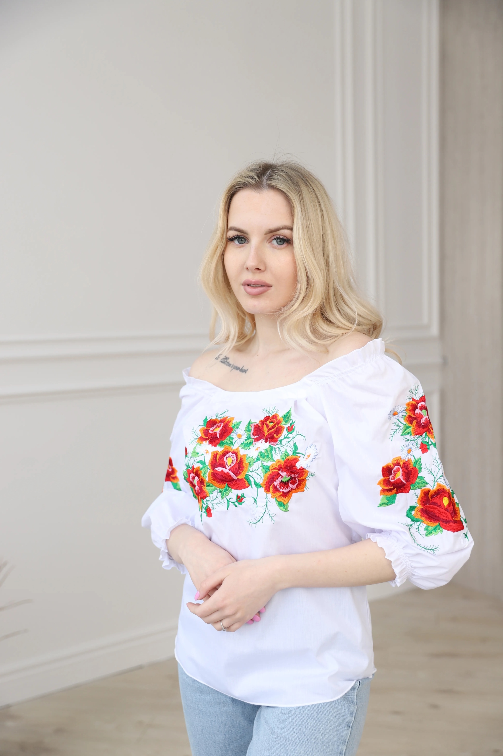 Lidová vyšívaná košile Slovanský styl španělská vel. S