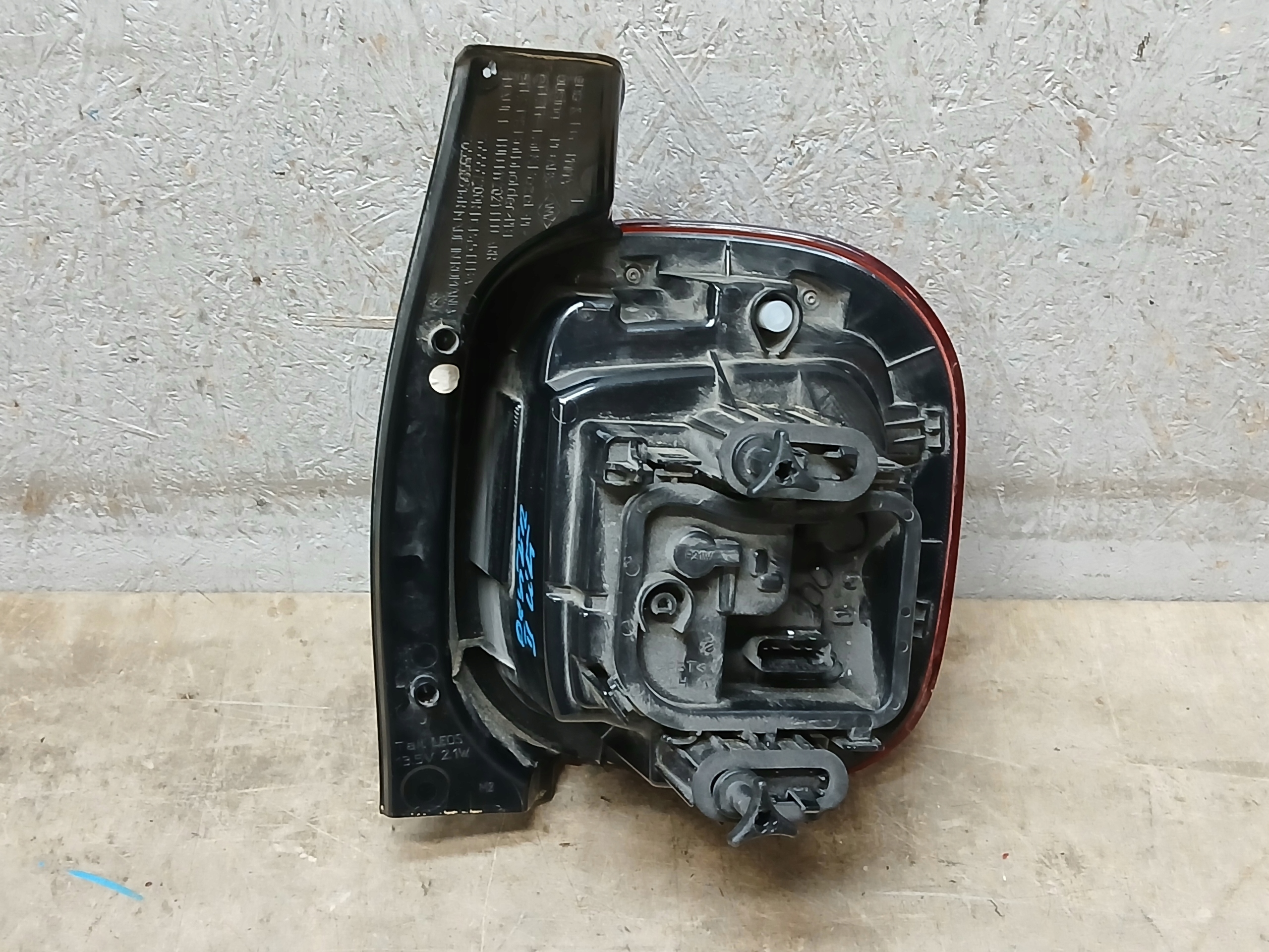 light rear part left DACIA DUSTER II 2 LIFT 265558514R