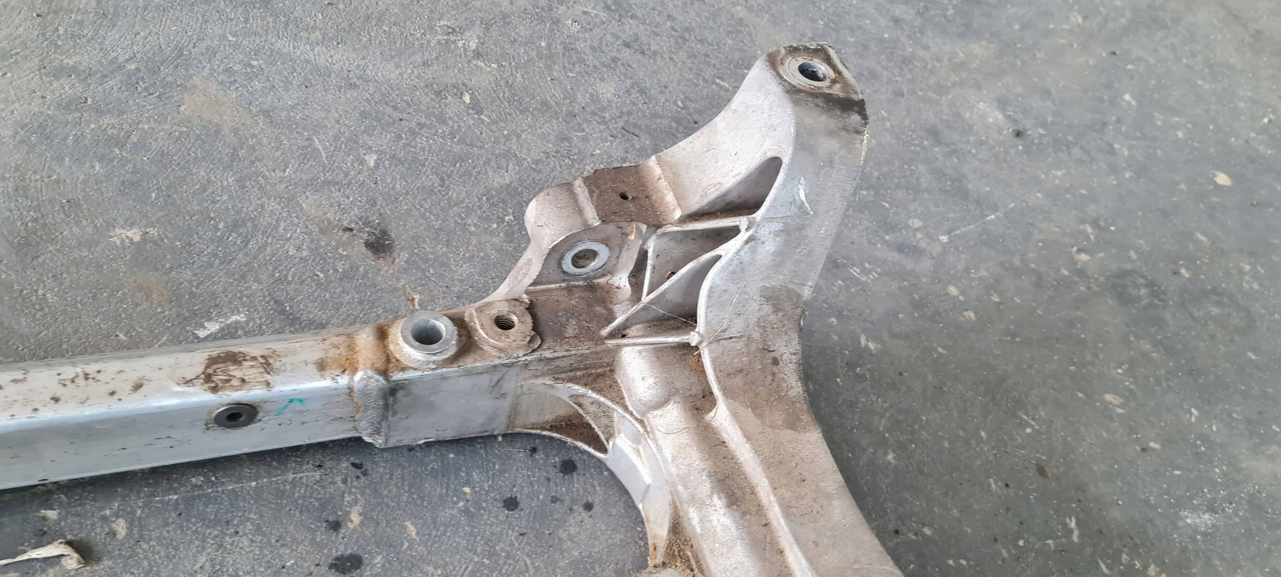Maserati Quattroporte VI axle beam axle beam subframe springing front 670001451