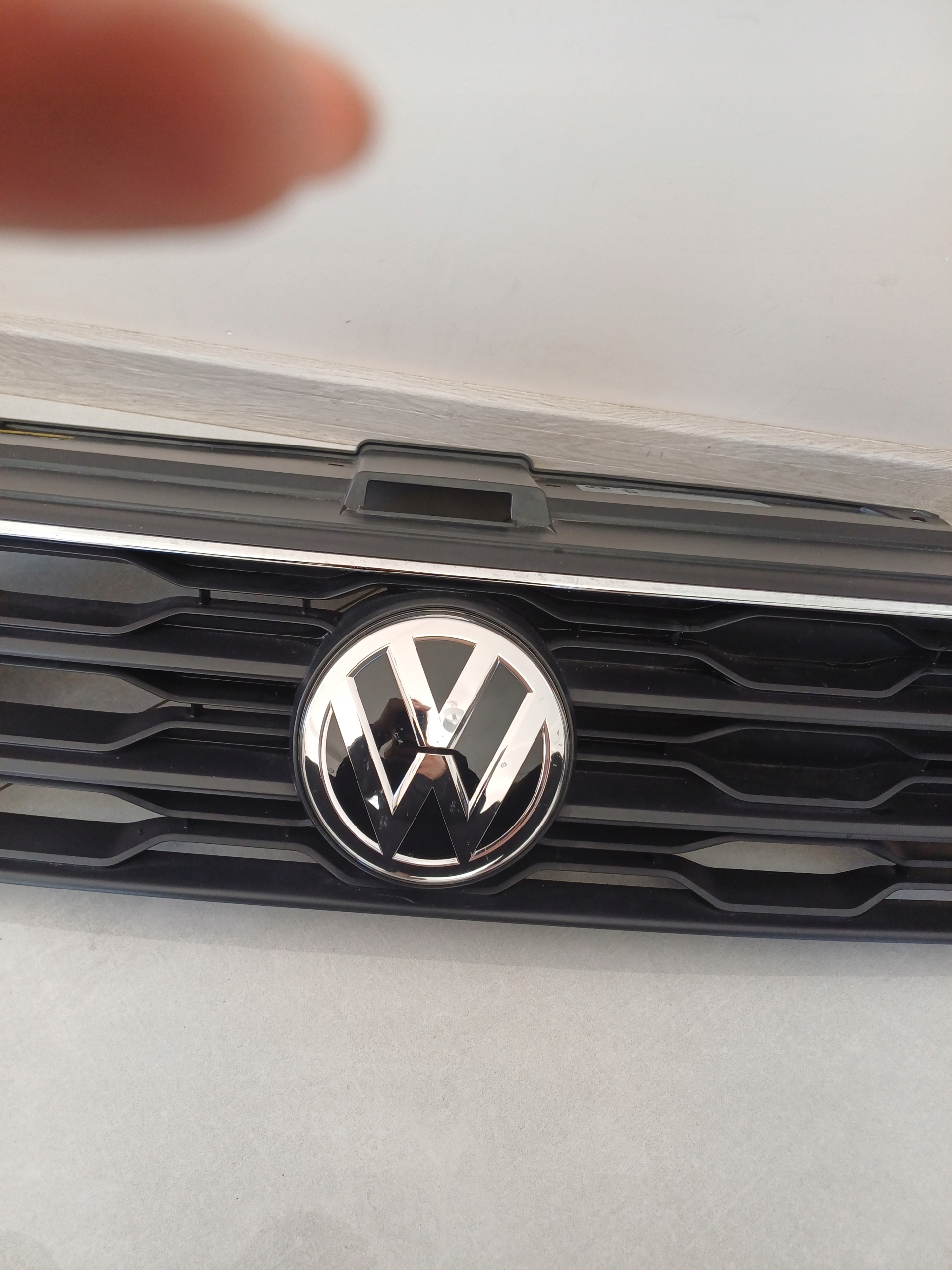 Grill VW T- ROC 2GA853651E 17R
