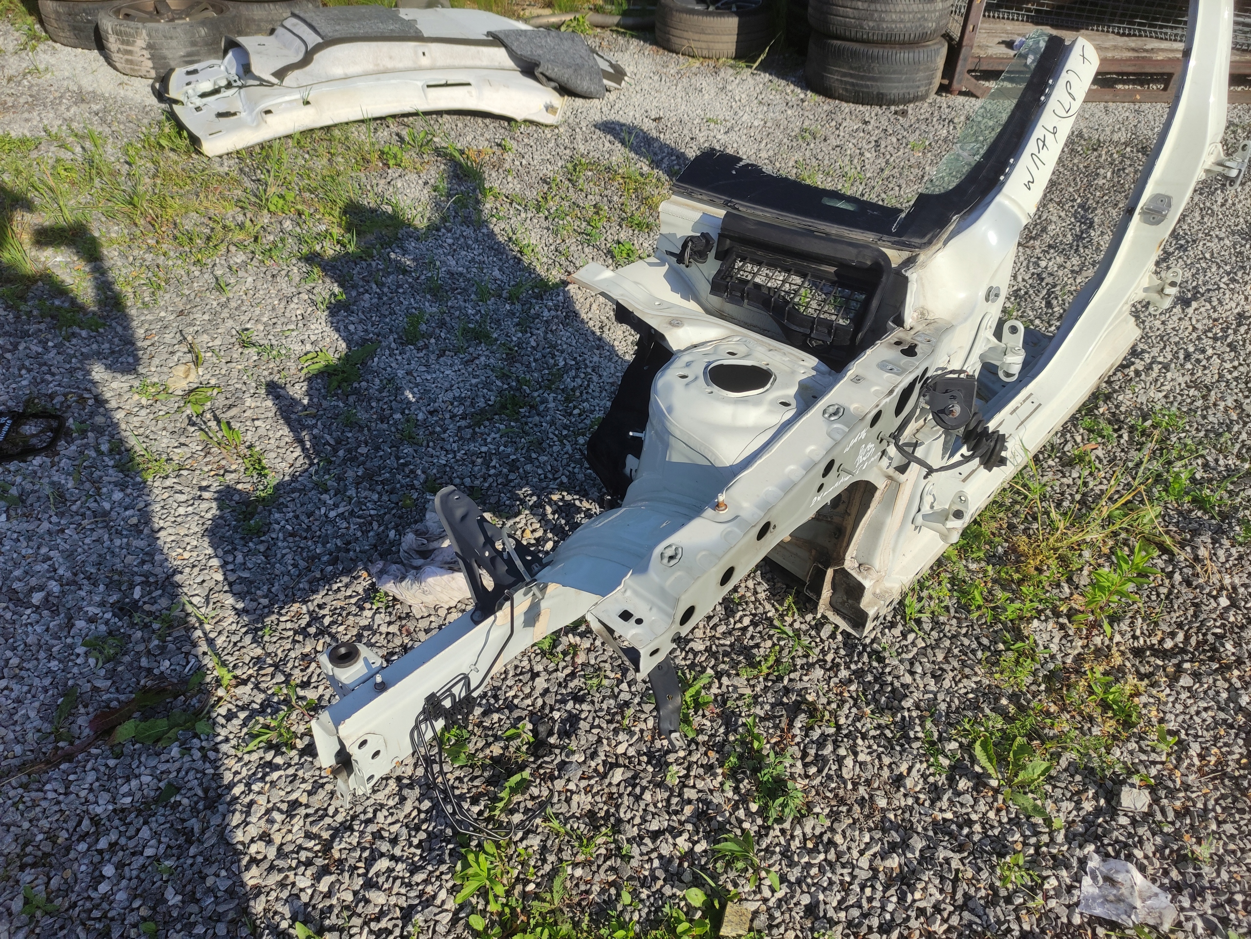 MERCEDES W176 ĆWIARTKA LEWA PRZEDNIA SŁUPEK PRÓG Producent części Mercedes-Benz OE