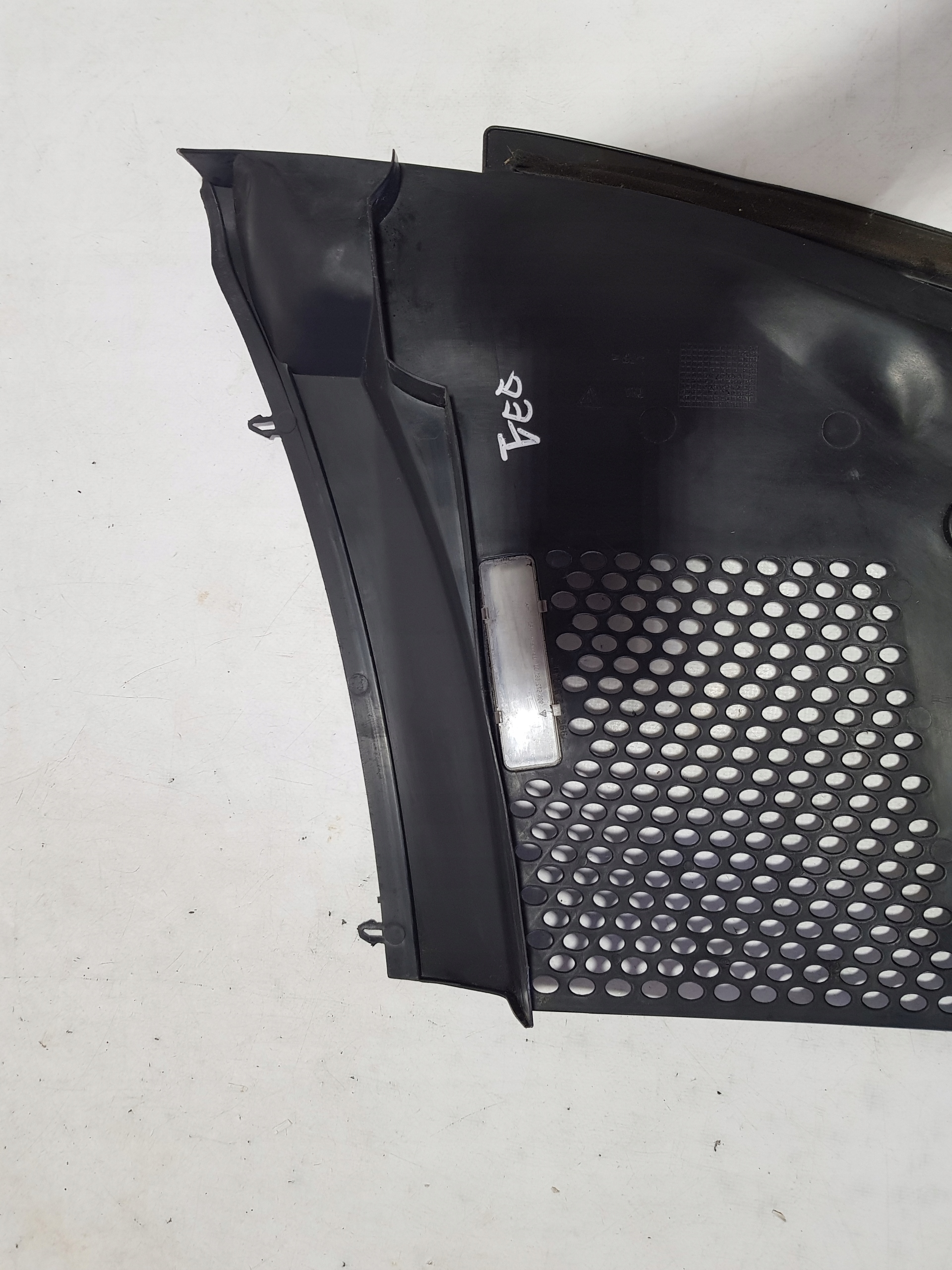 cover under the window right PORSCHE BOXSTER 986 99657256201