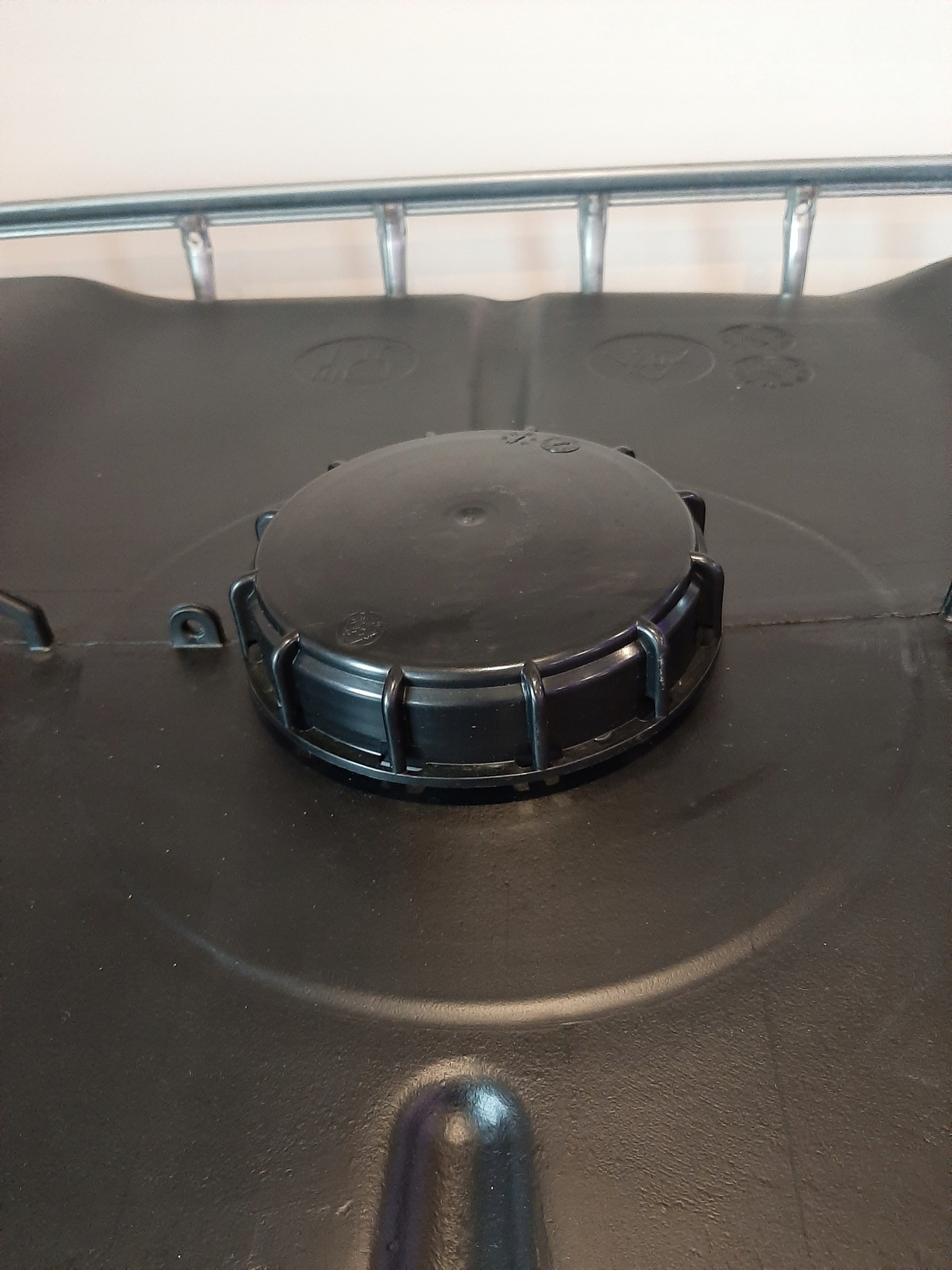 IBC Zbiornik 1000l mauzer - czarny(UV) Marka bez marki