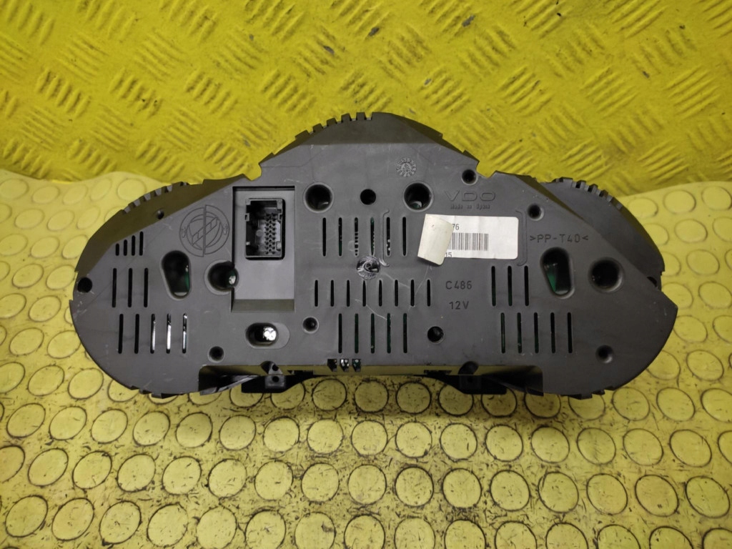 ALFA ROMEO 147 LIFT 1.6 dials 110080304076