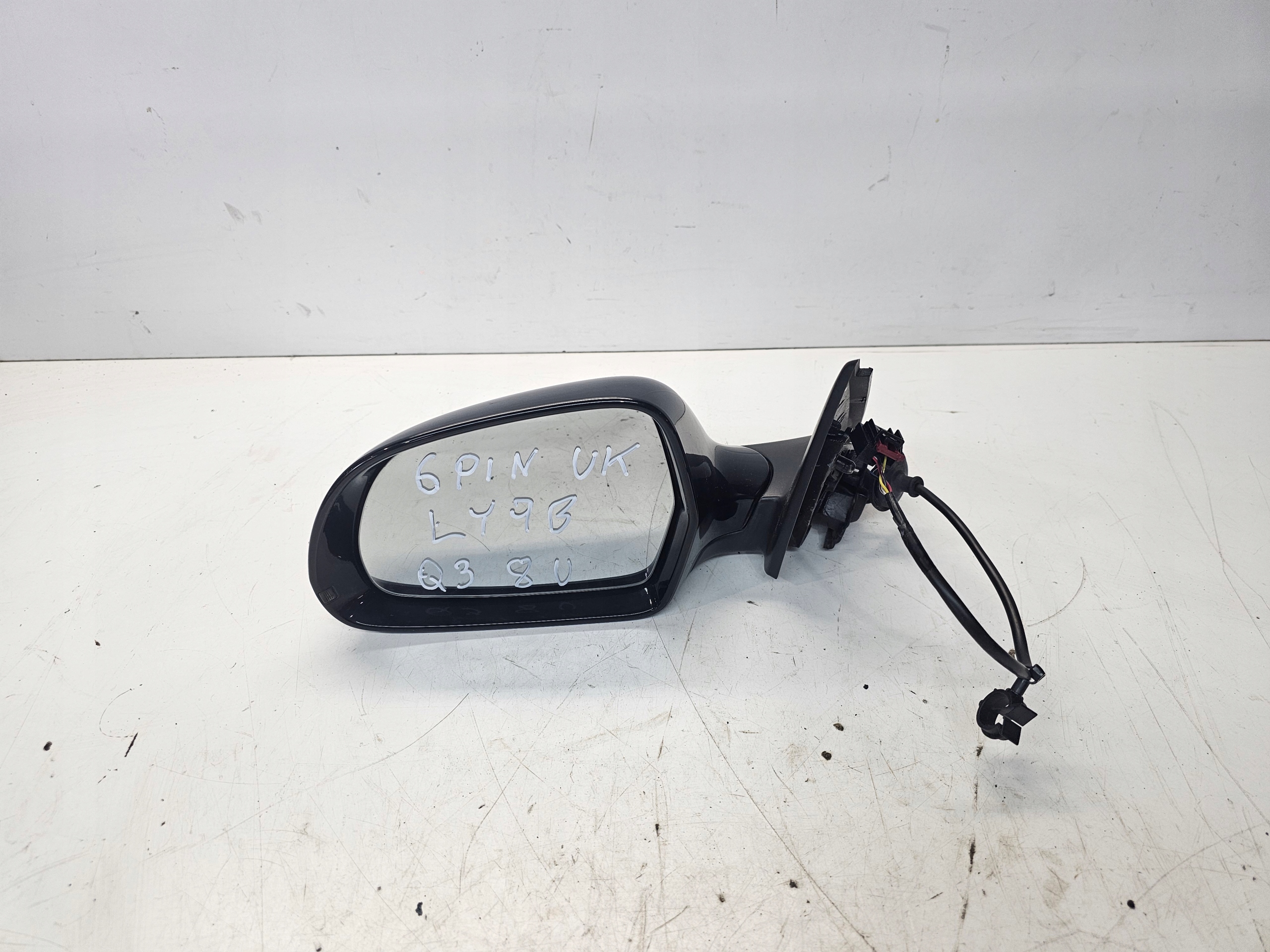 mirror exterior left AUDI Q3 8U 6 PIN LY9B UK