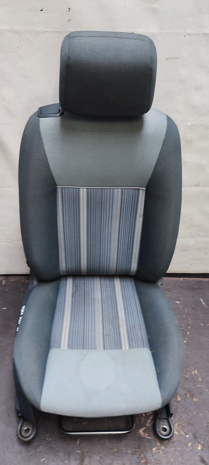 Sitz Sitze komplet Ford Fiesta MK7 3D H9