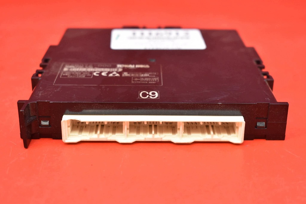 control unit module KEYLESS 89990-52720 TOYOTA YARIS 4 IV GR 20-24