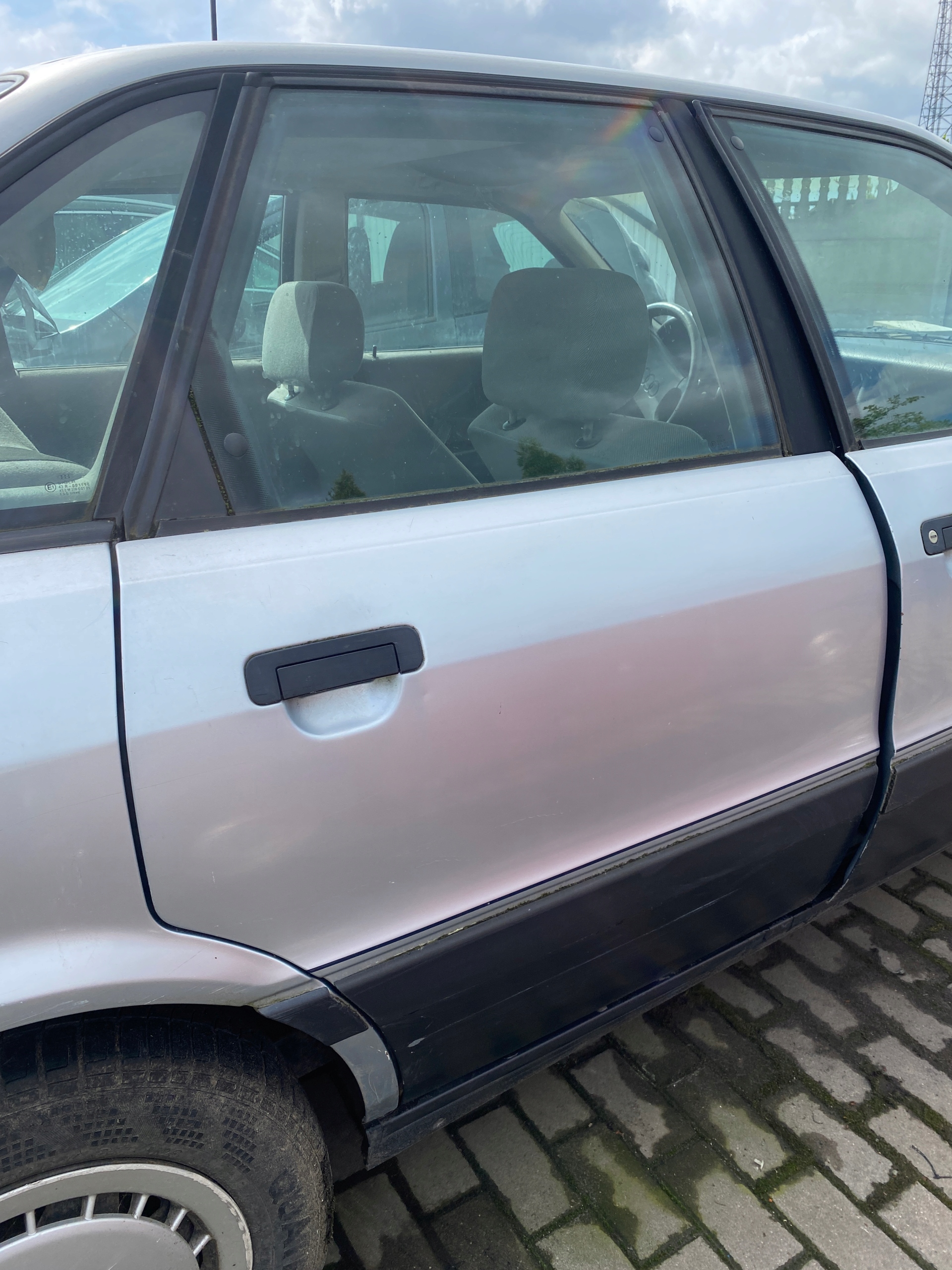 door right rear rear part Audi 80 B3 86-91 code lakieru LY5U