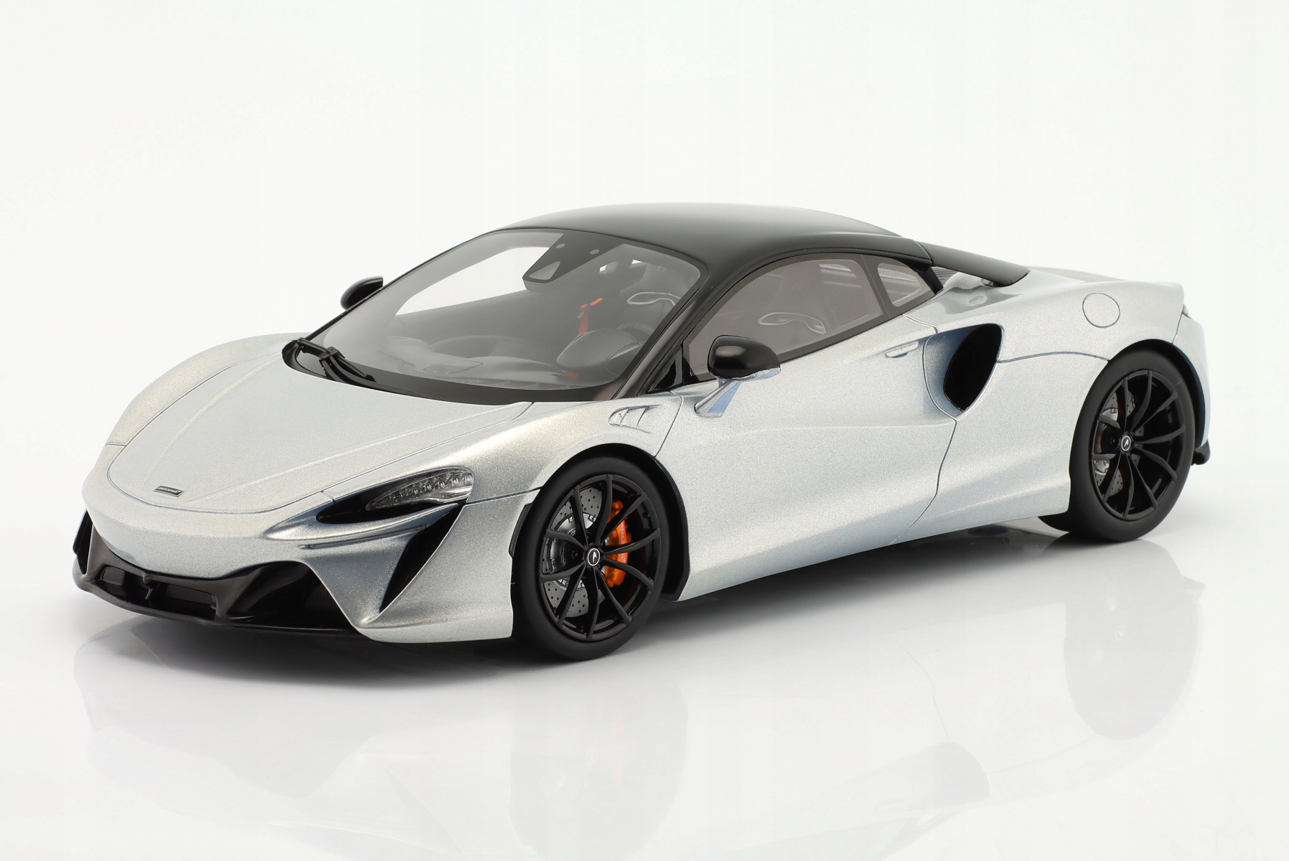 McLaren Artura 2021 Ice Silver Gt Spirit 1:18 1/18 GT873 Model Auta