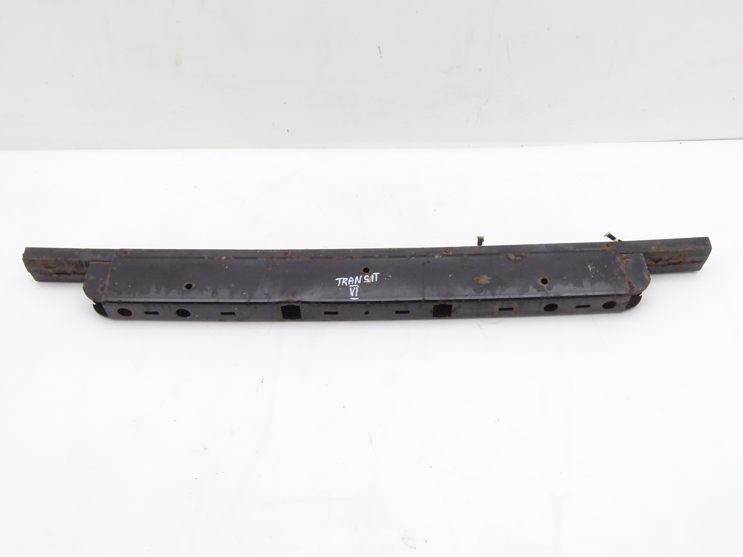 YC15-17970-AD - FORD TRANSIT MK6 00-06 БАМПЕР ЗАДНІЙ КЛАС