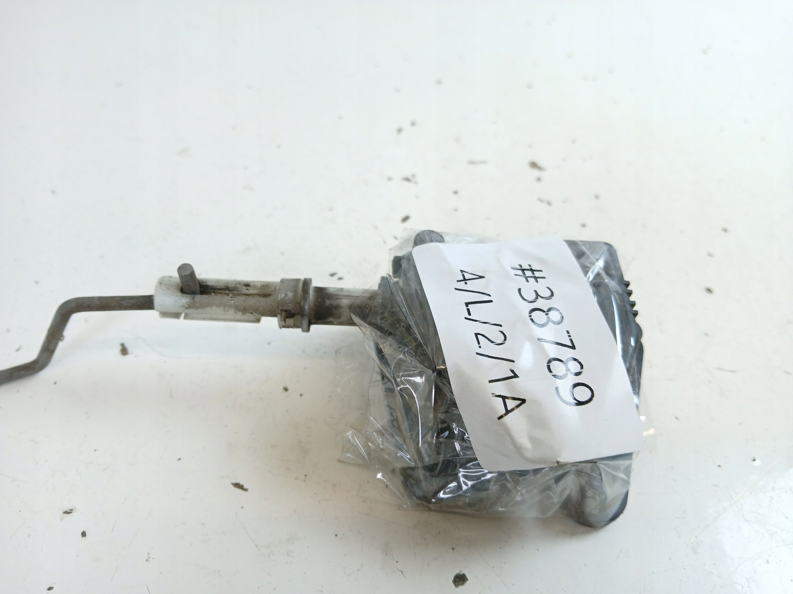 AUDI A6 C5 damper bonnet boot 8E9827833