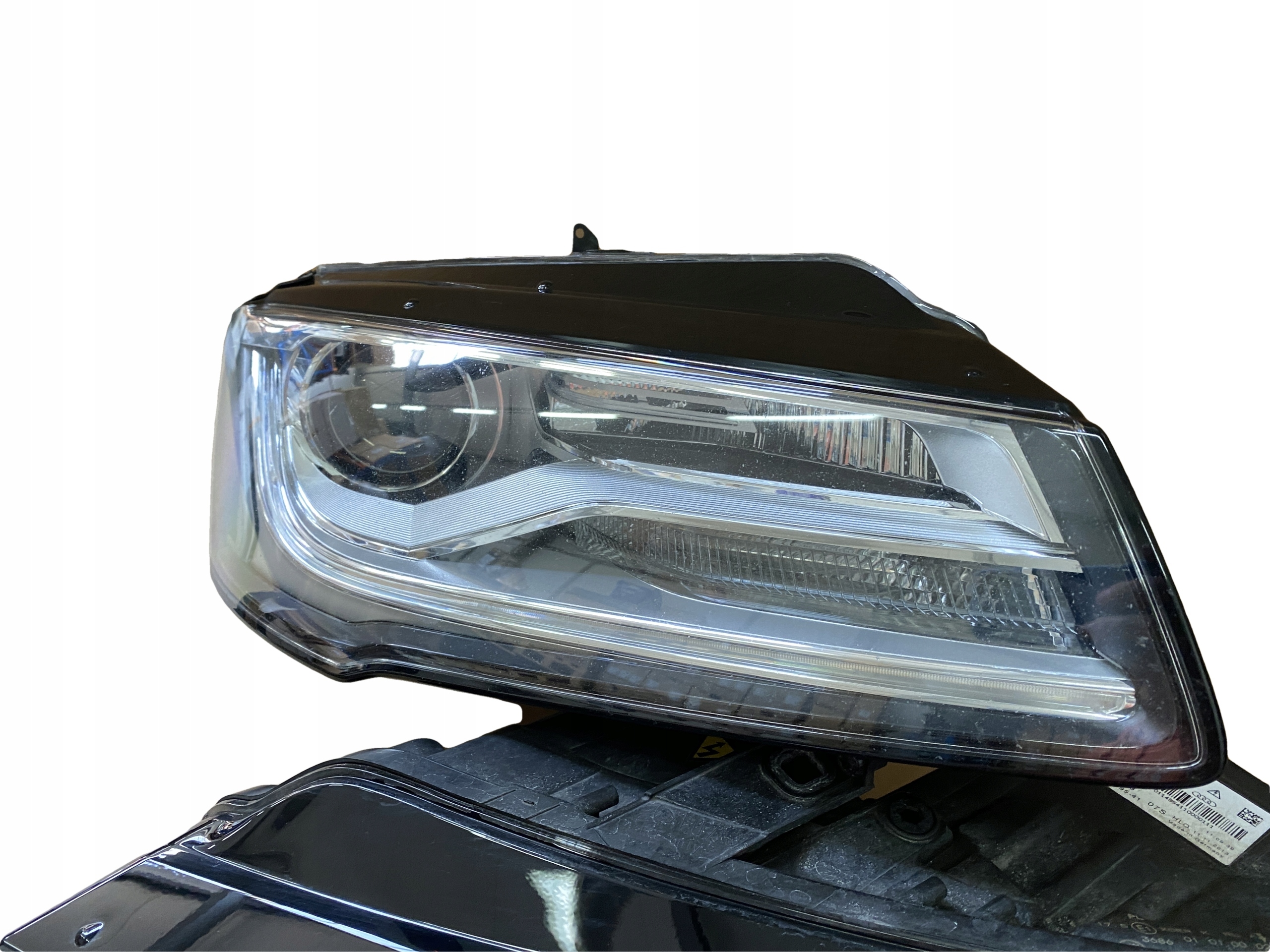 AUDI A8 4H D4 LIFT Leuchte BI XENON 4H0941043