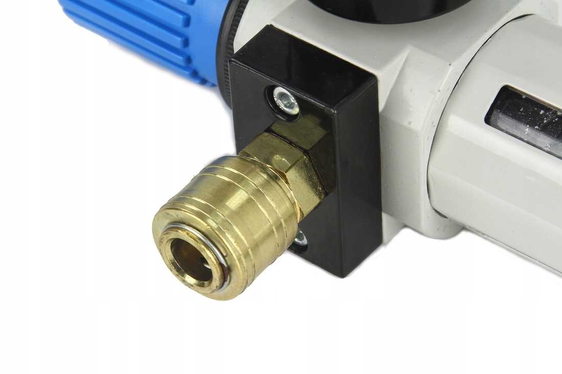 REDUKTOR ODWADNIACZ Z REGULATOREM 1/2" BJC EAN (GTIN) 5901969116434