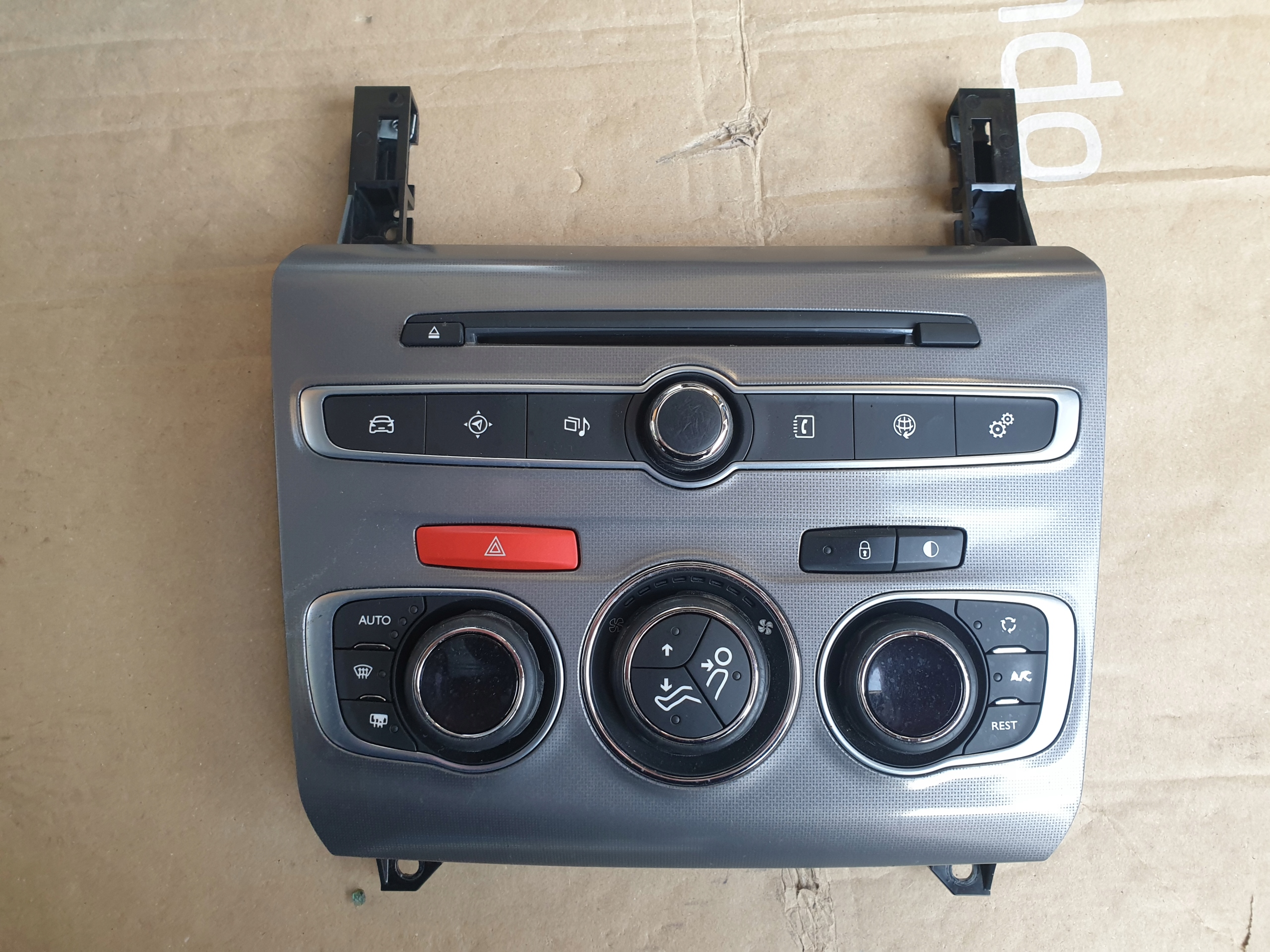 PANEL KLIMY console NAVI CITROEN C4 B7 II LIFT 2015-2018 98100092XF