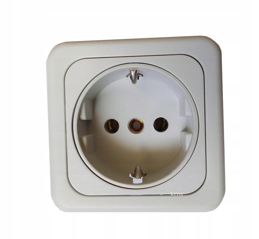 Gniazdo do wnętrza poj. kempingowych 230V jasnoszare 6x6 cm EAN (GTIN) 4041431004843