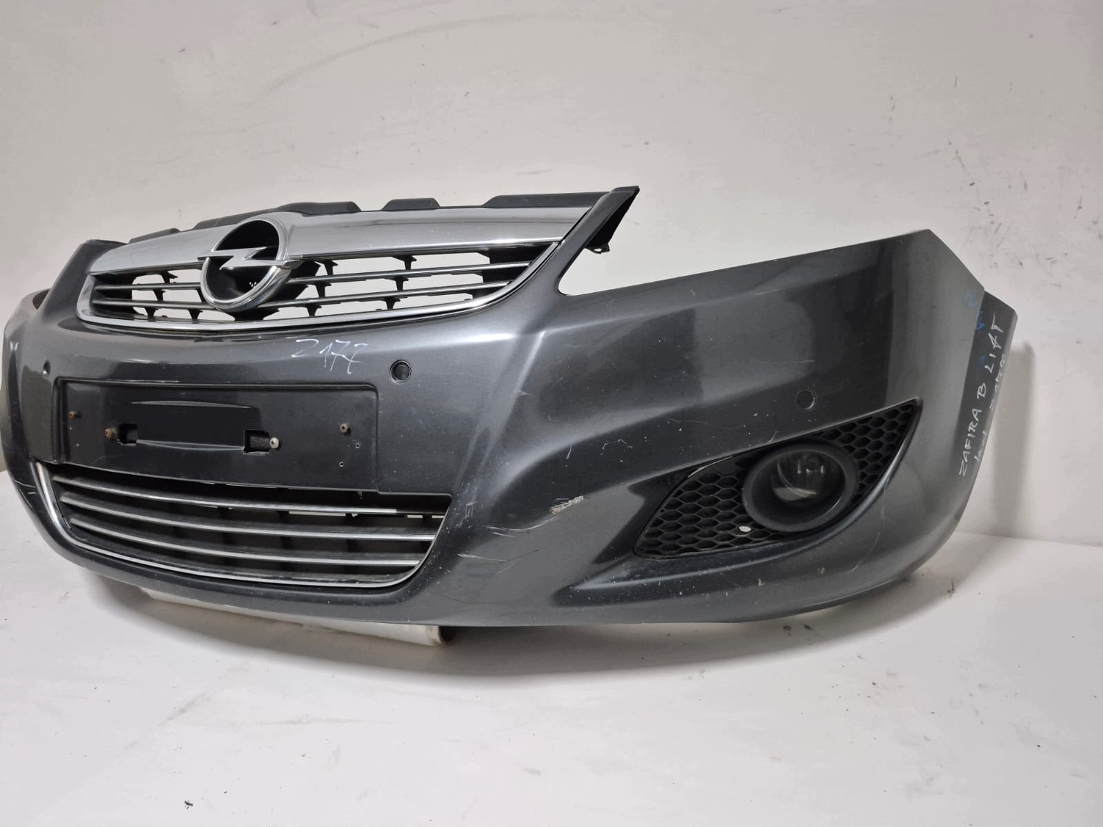 OPEL ZAFIRA B LIFT 08- bumper front front 4XPDC 325769024 LAK.Z177