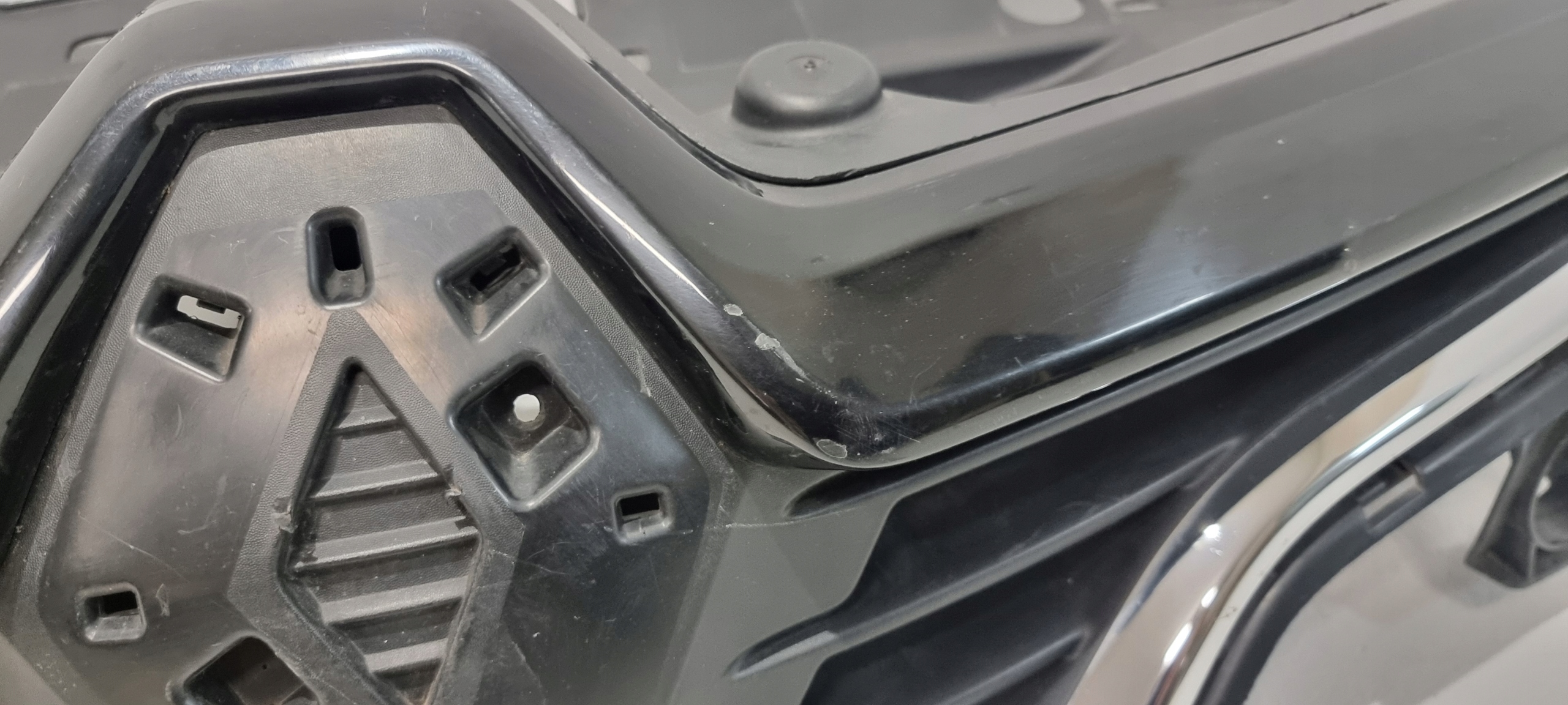 Renault Captur RJB Kühlergrill FRONTGRILL Kühlergitter 623102335R - Thumbnail 3