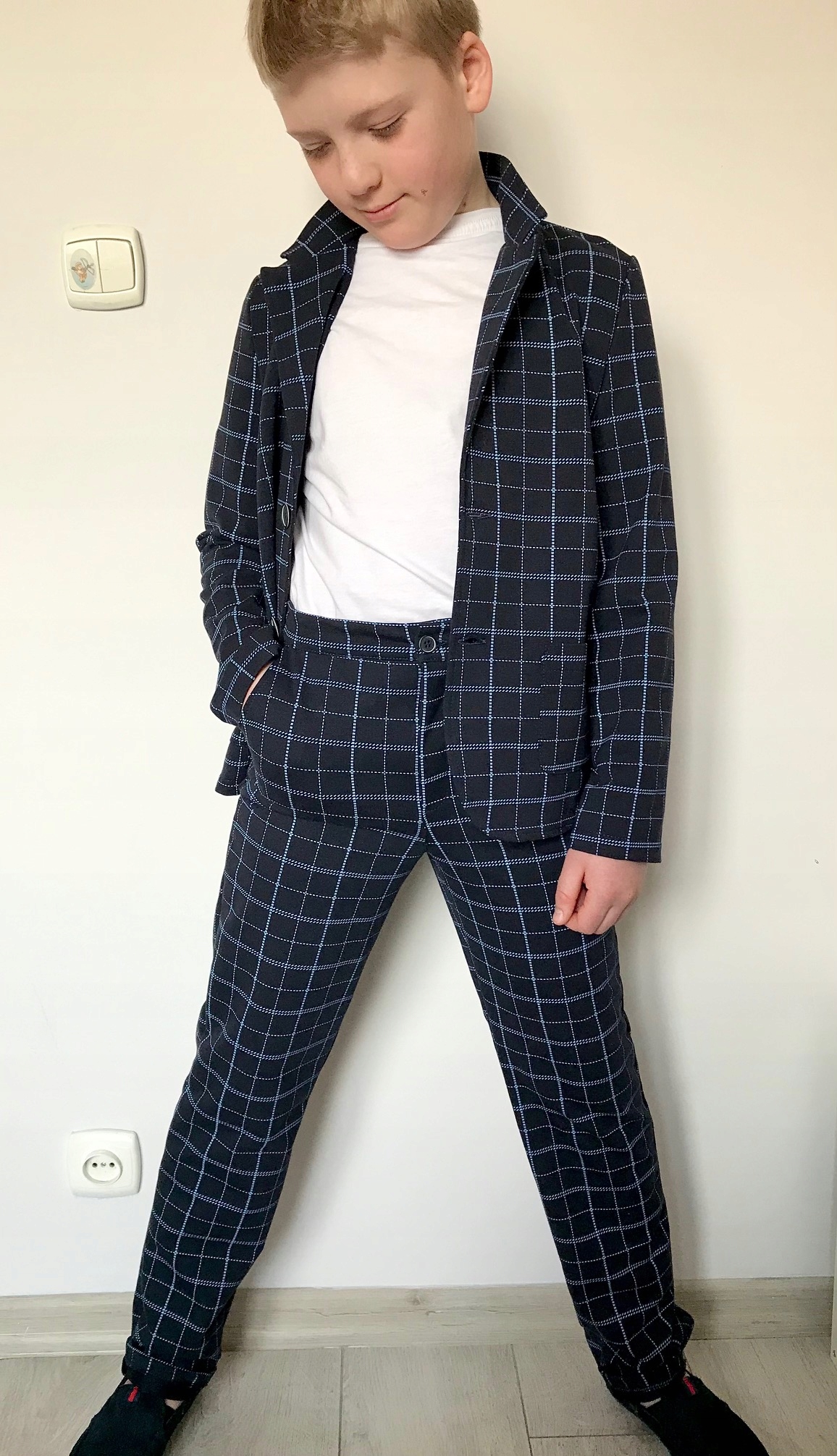 GARNITUR chłopięcy w kratkę MARYNARKA spodnie 140 Płeć chłopcy