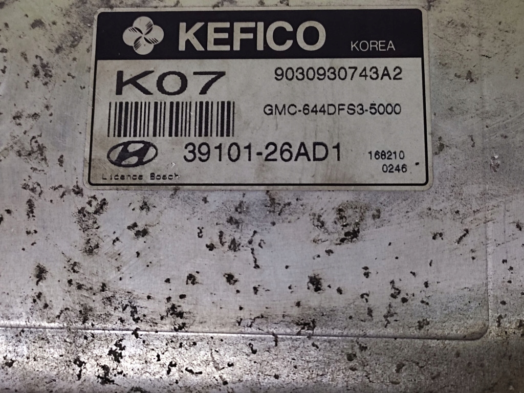 HYUNDAI ACCENT 1.4 control unit of the engine 3910126AD1