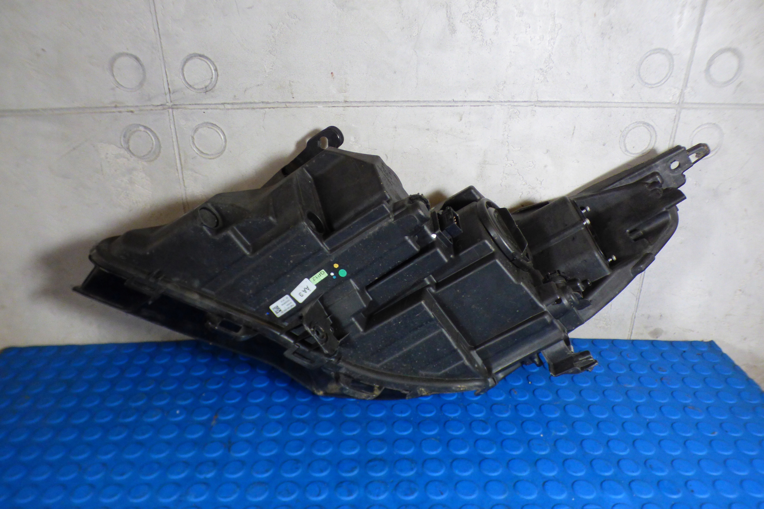 light reflektor right 39047199 europa OPEL ASTRA K V