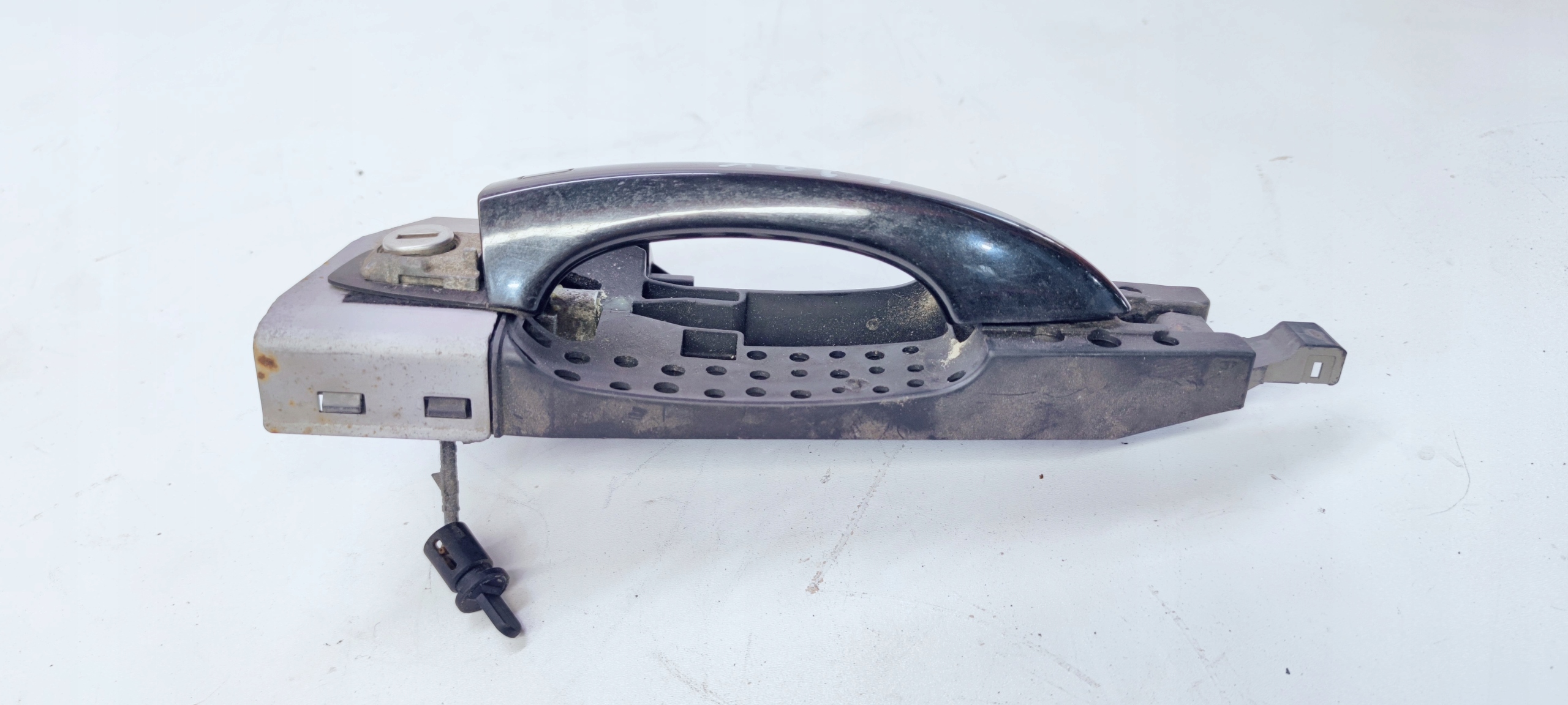 handle left front AUDI A6 A7 A8 4H1837885 LZ9Y