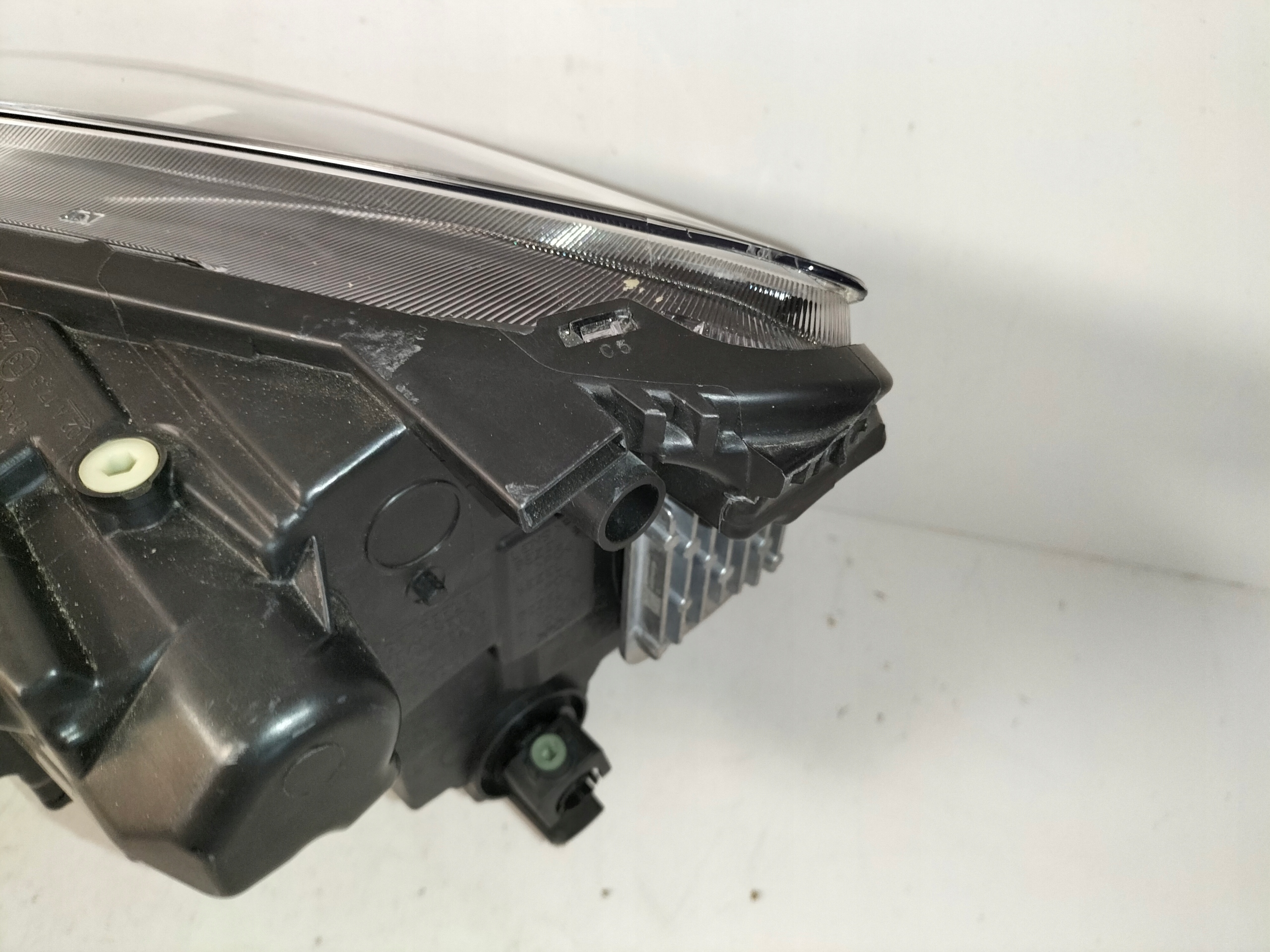 light front reflektor right FORD KUGA MK3 19- FULL LED