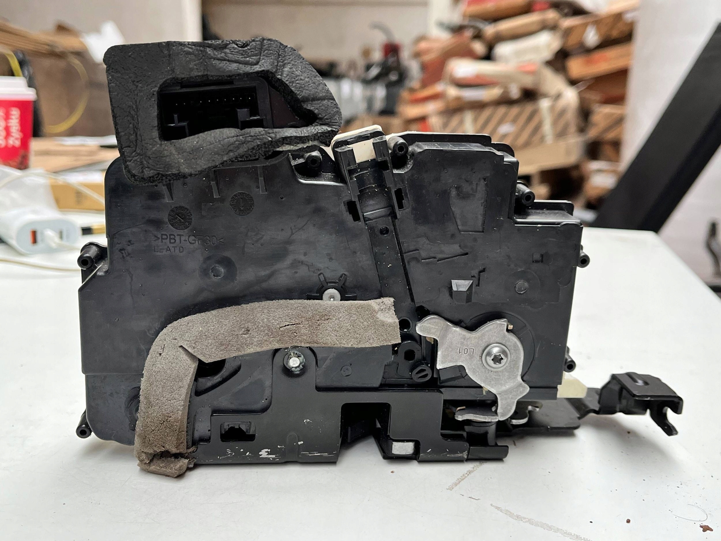lock door przednich Audi A6 S6 C8 4K 4K1837015K !J