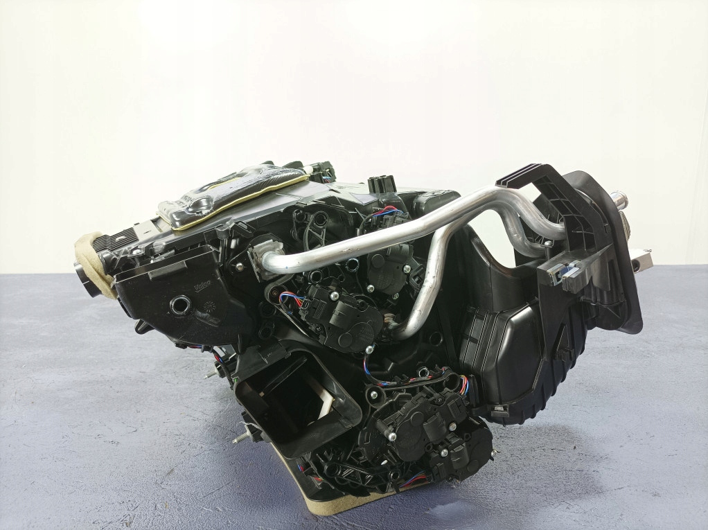 радиатор отопителя BMW III 3 G20 G21 европа