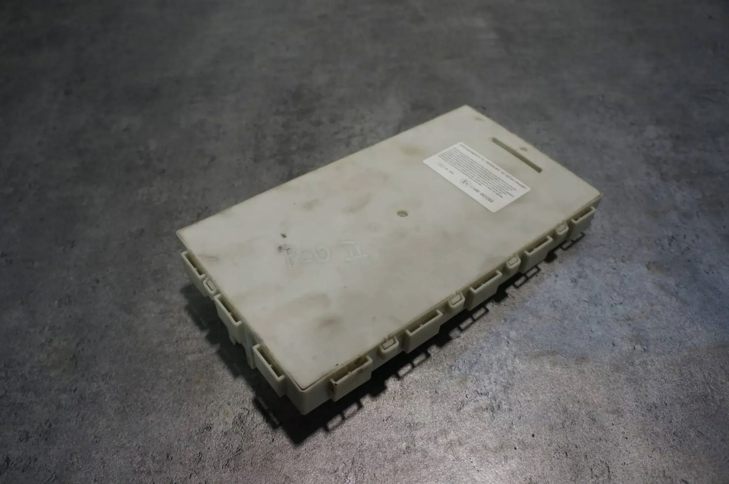 STEROWNIK MODUŁ SKRZYNKA BEZPIECZNIKÓW BMW 1 F20 F21 9281829