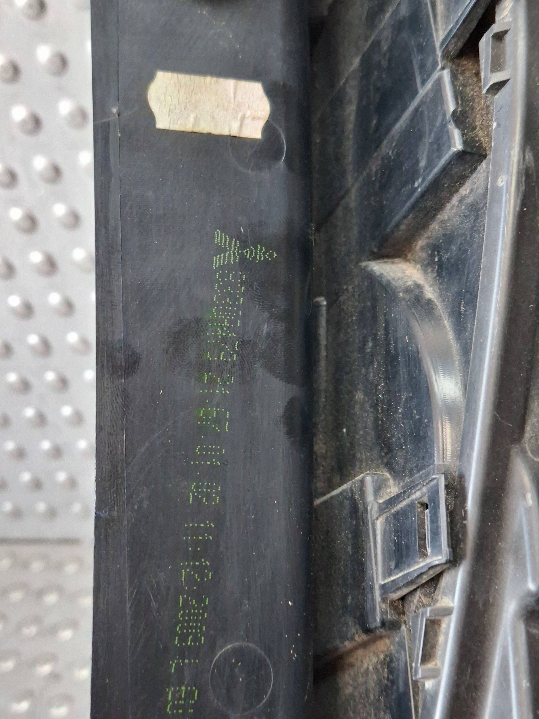 light rear part left MITSUBISHI COLT Z30 HB 5D LIFT 08- EU