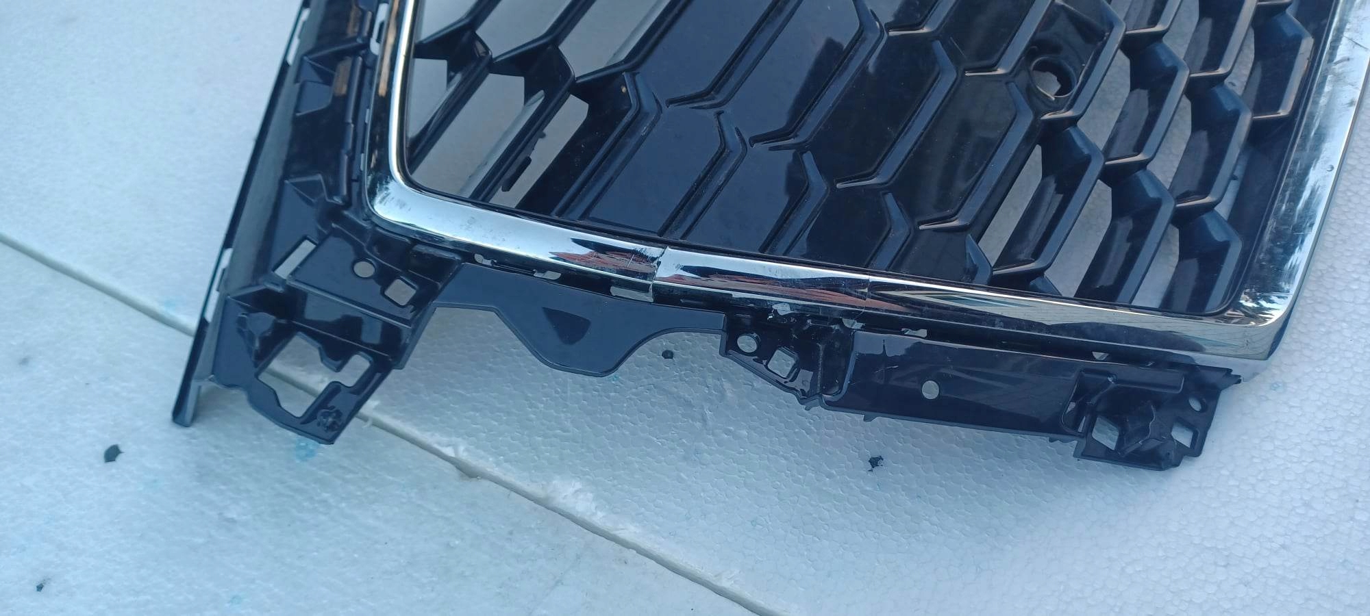 grille radiator grill AUDI A3 8Y0 8Y0853651A